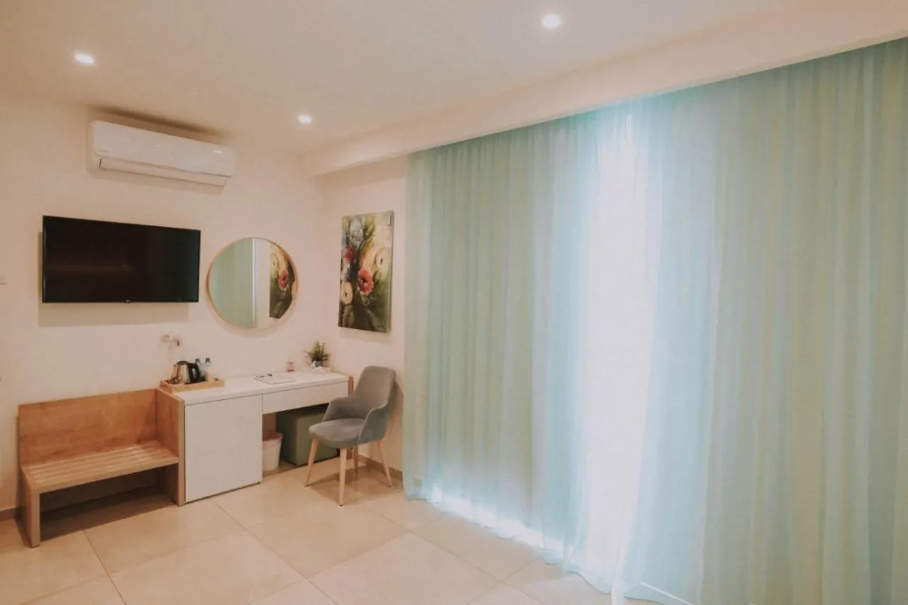 TV and multimedia, Bed in Hai Hotel