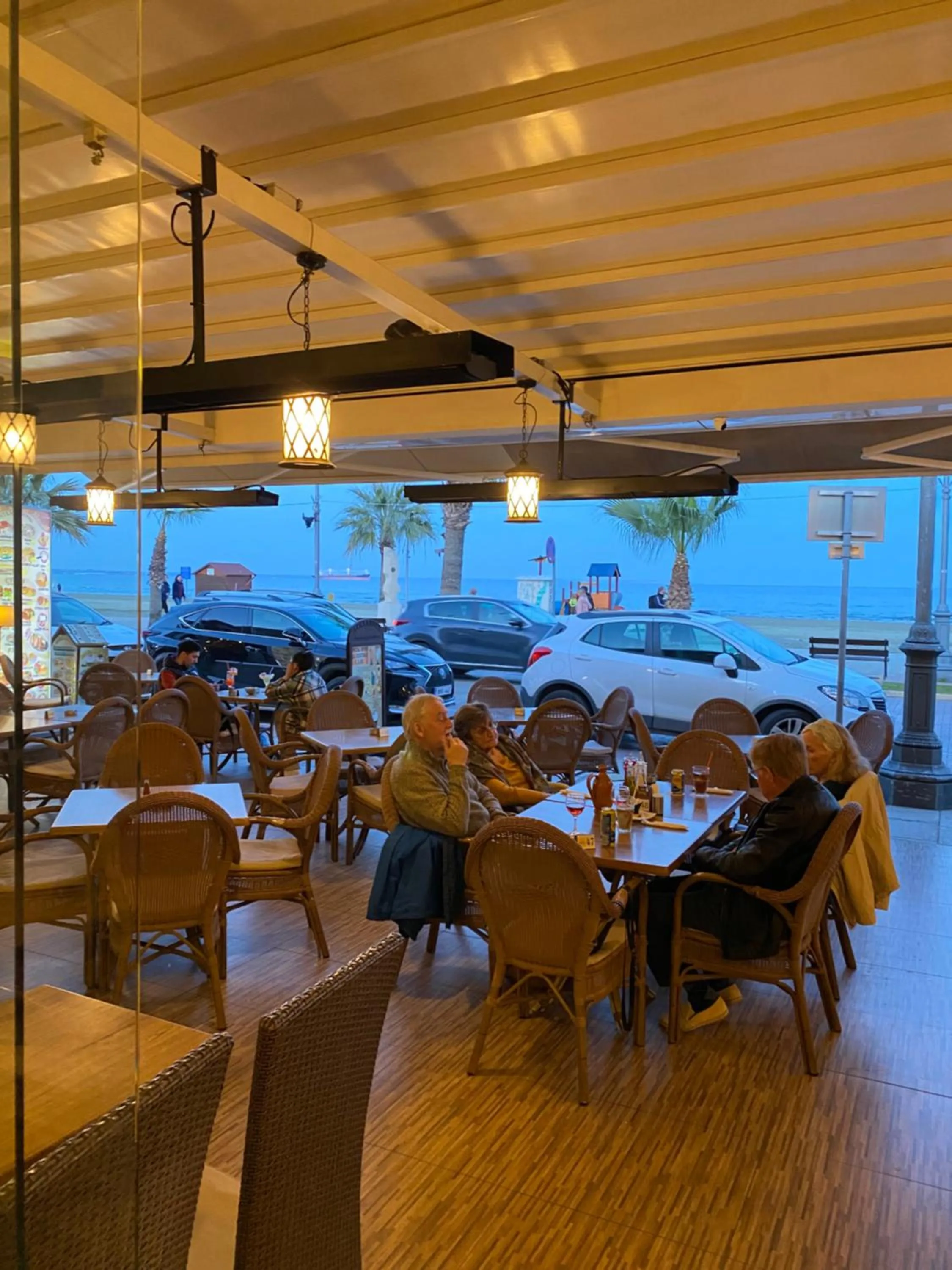 Restaurant/places to eat in Hai Hotel