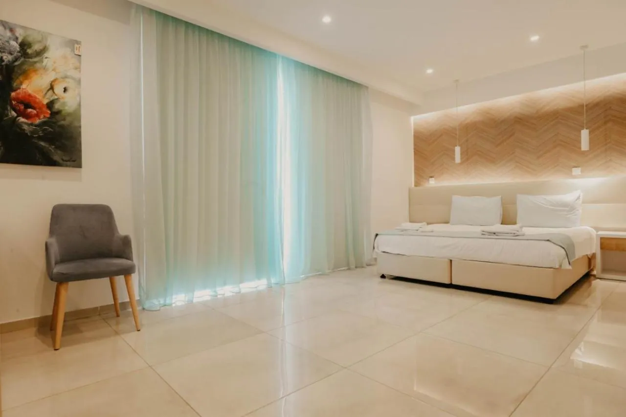 Bedroom, Bed in Hai Hotel