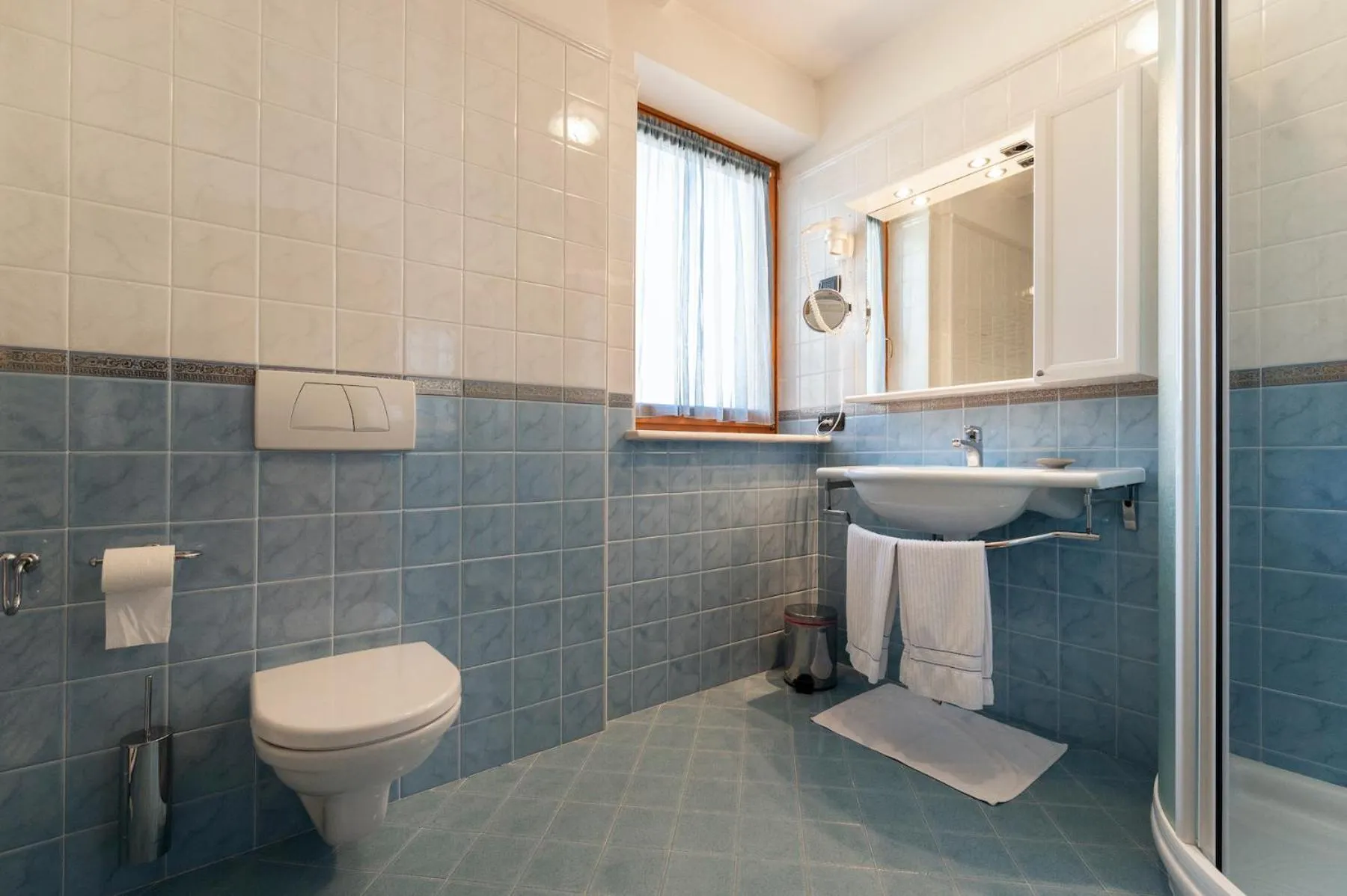 Shower in Sport Hotel Cristal