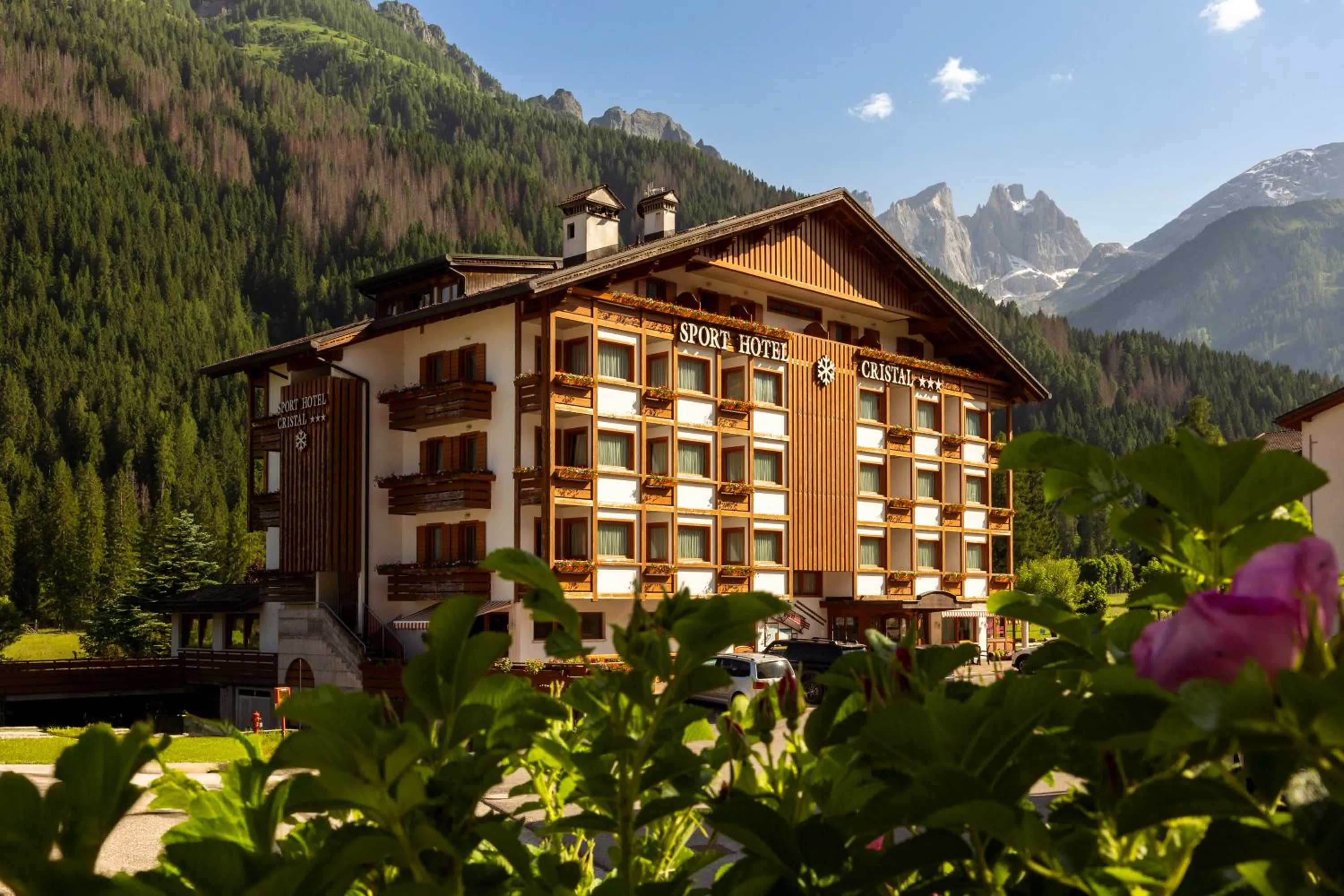 Property building in Sport Hotel Cristal