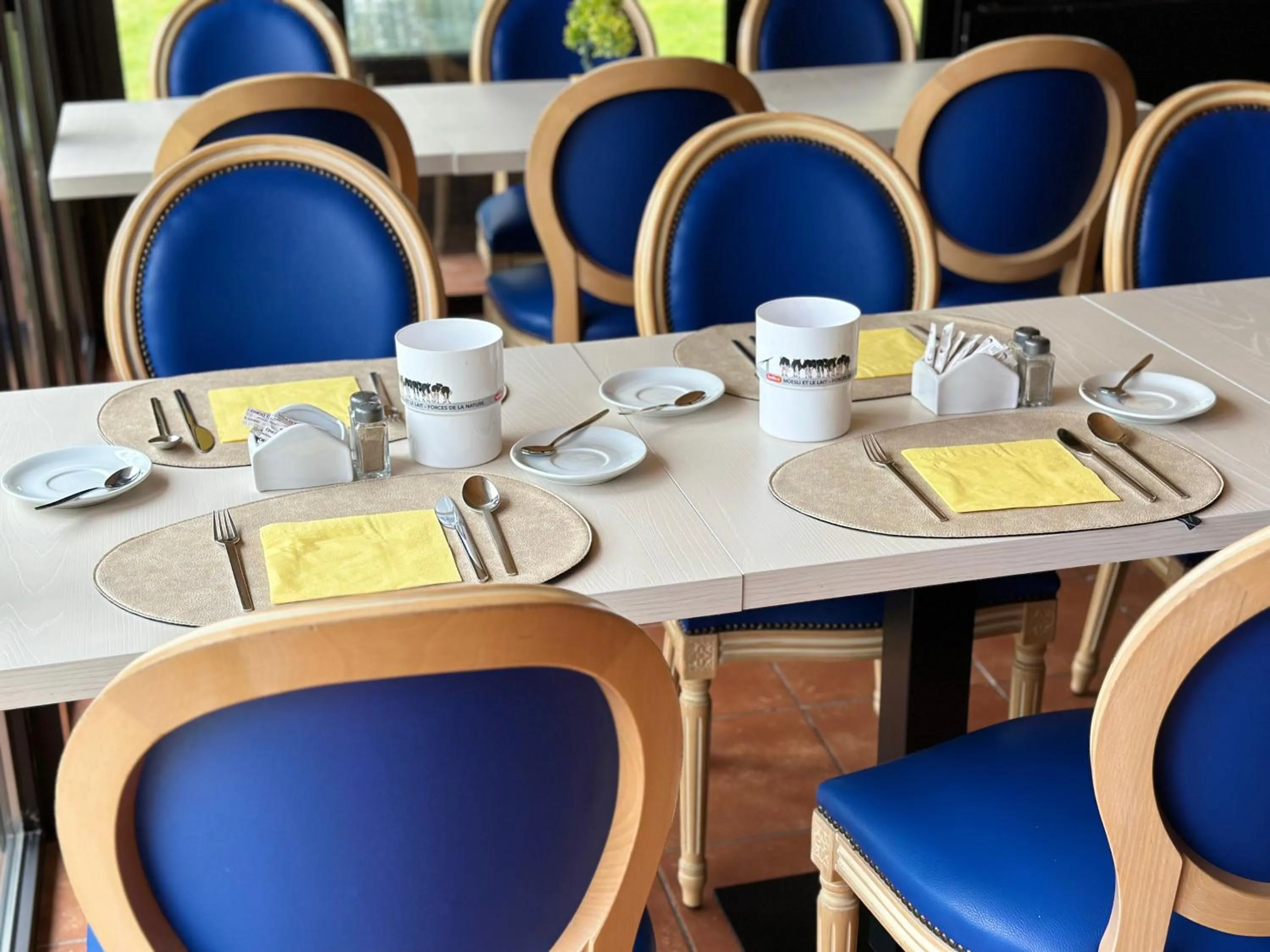 Restaurant/places to eat in Hotel Tiziana