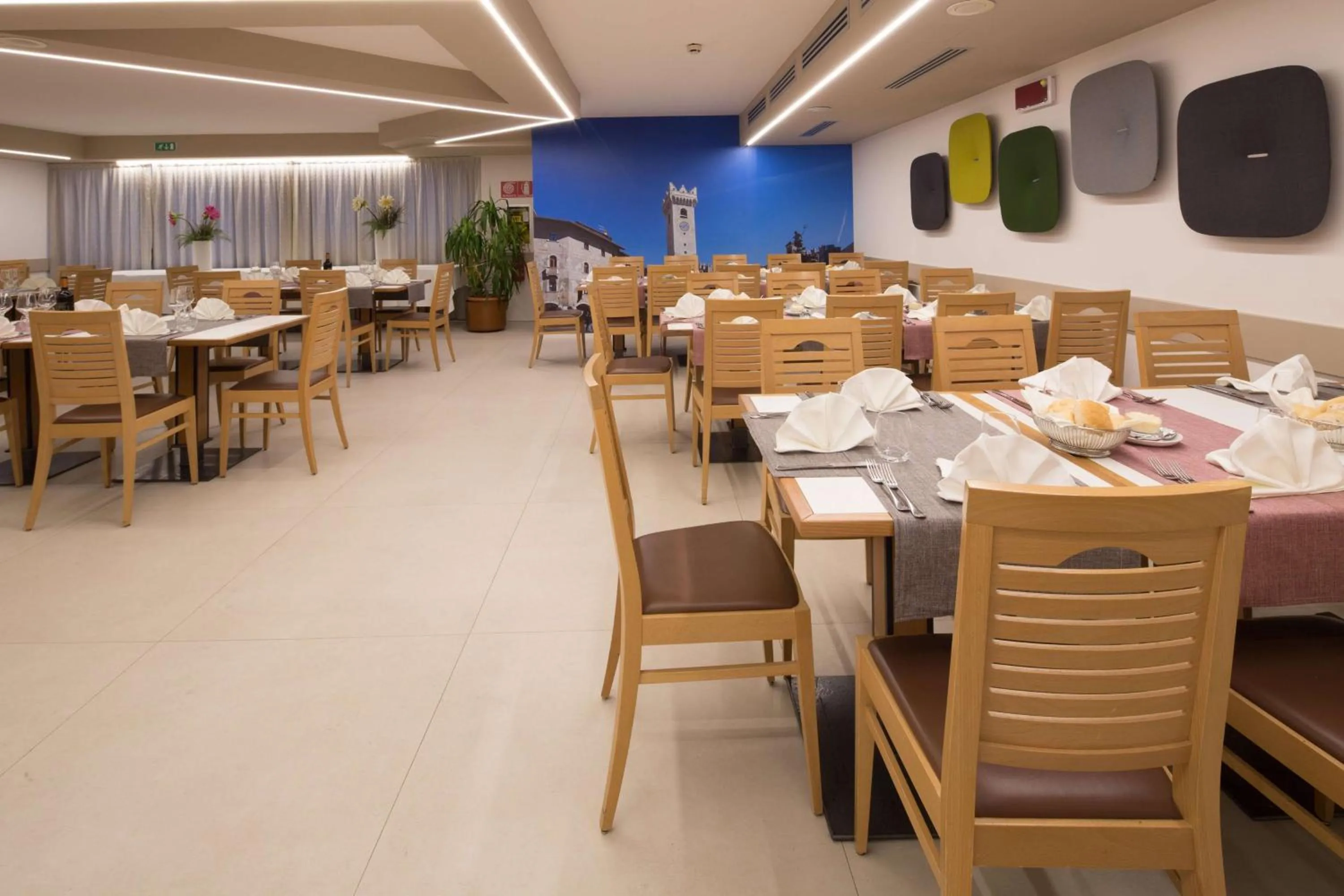 Restaurant/places to eat in Best Western Hotel Adige