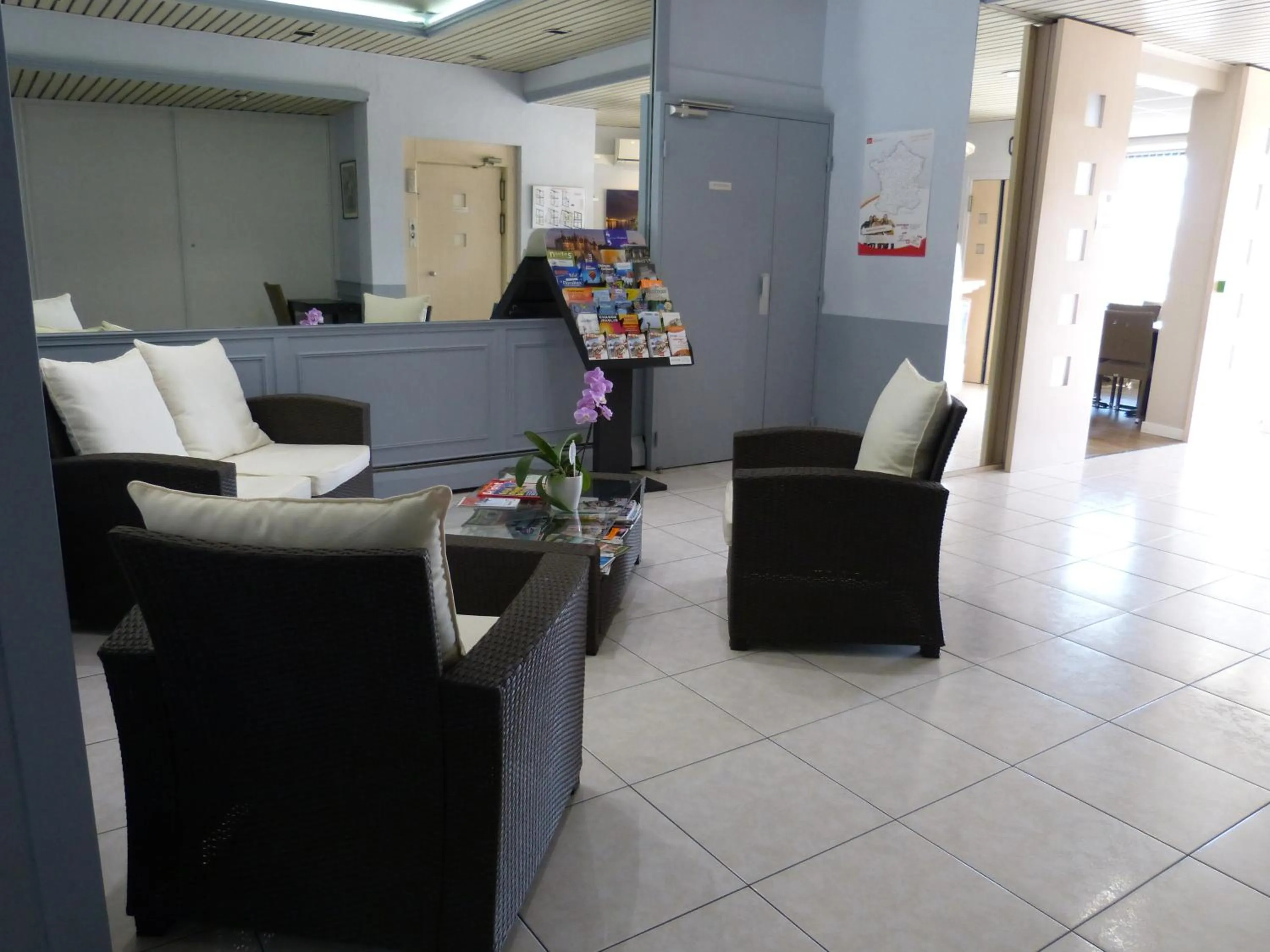 Lobby or reception in Hôtel Terminus