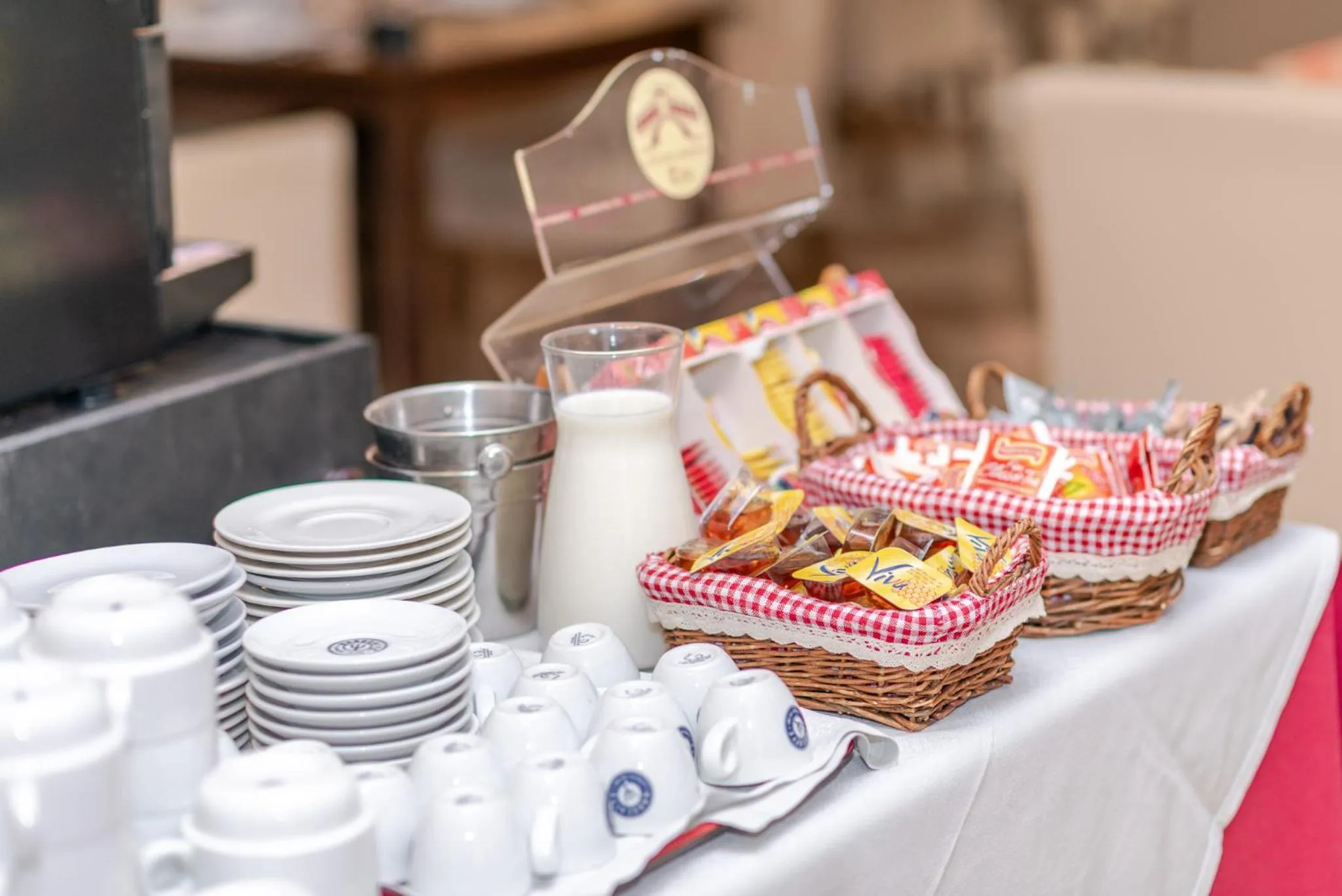 Food and drinks in Hotel Relais Vecchio Maso