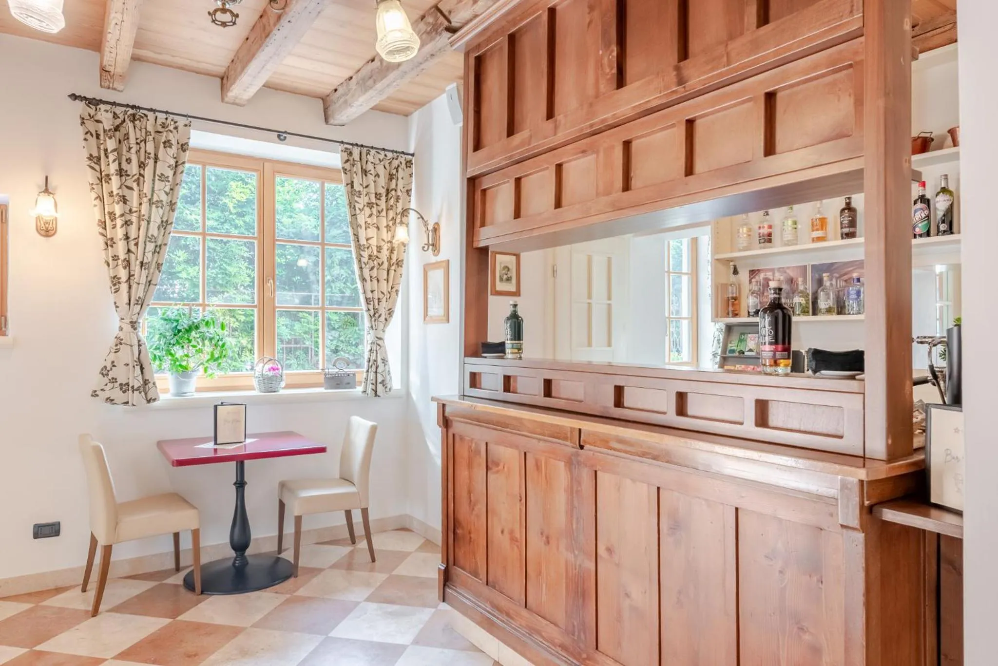 Lounge or bar in Hotel Relais Vecchio Maso