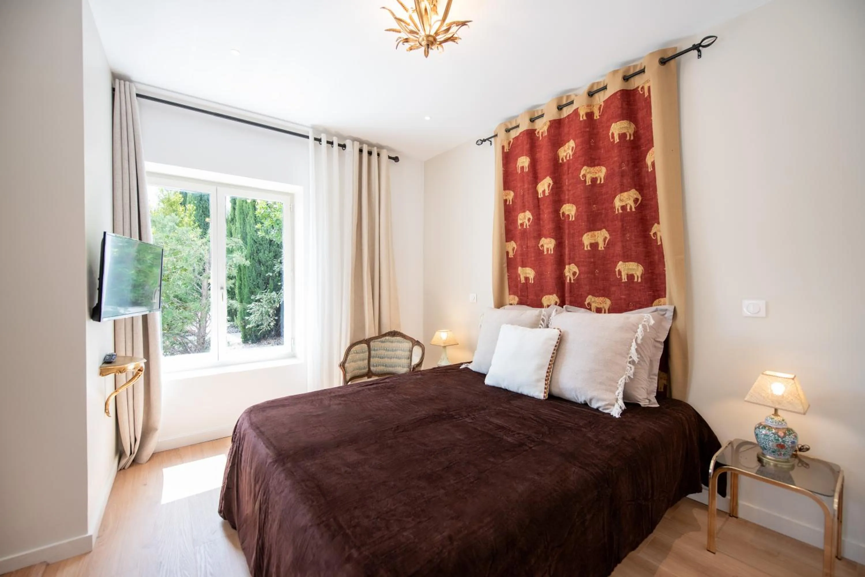 Bedroom, Bed in Campo Di Fiori, Maisons de Charme