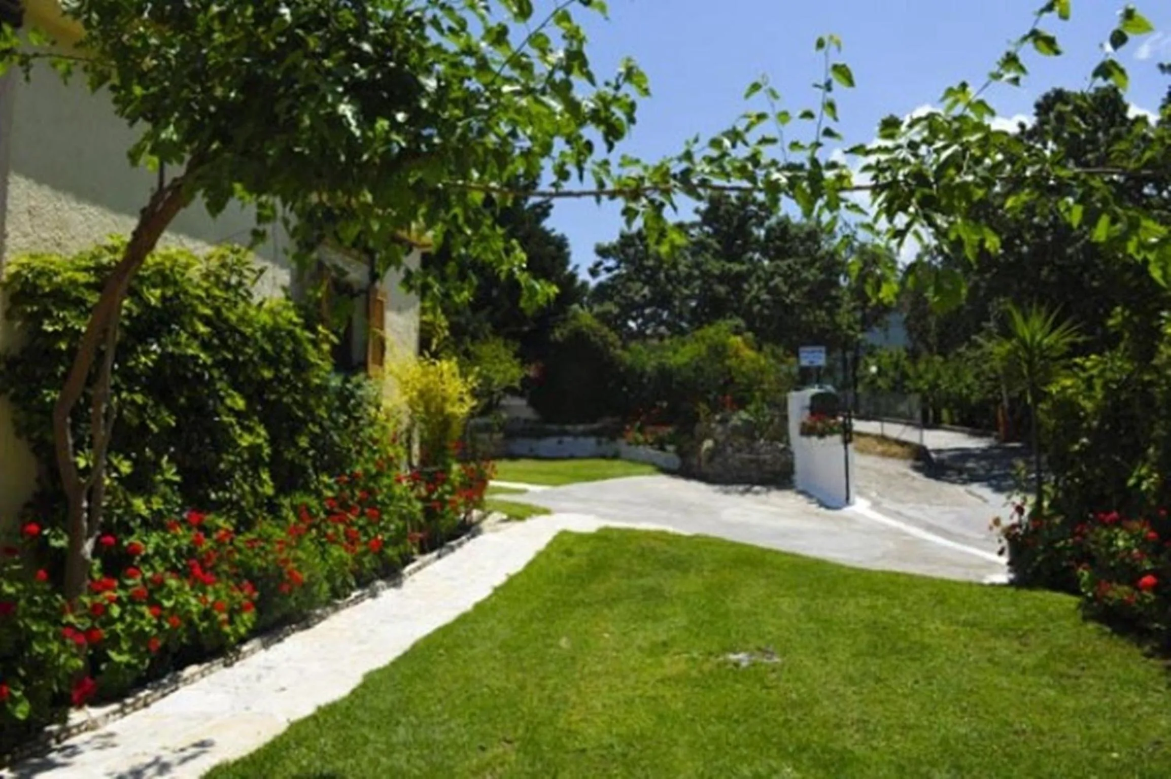 Garden in Irene Apartments