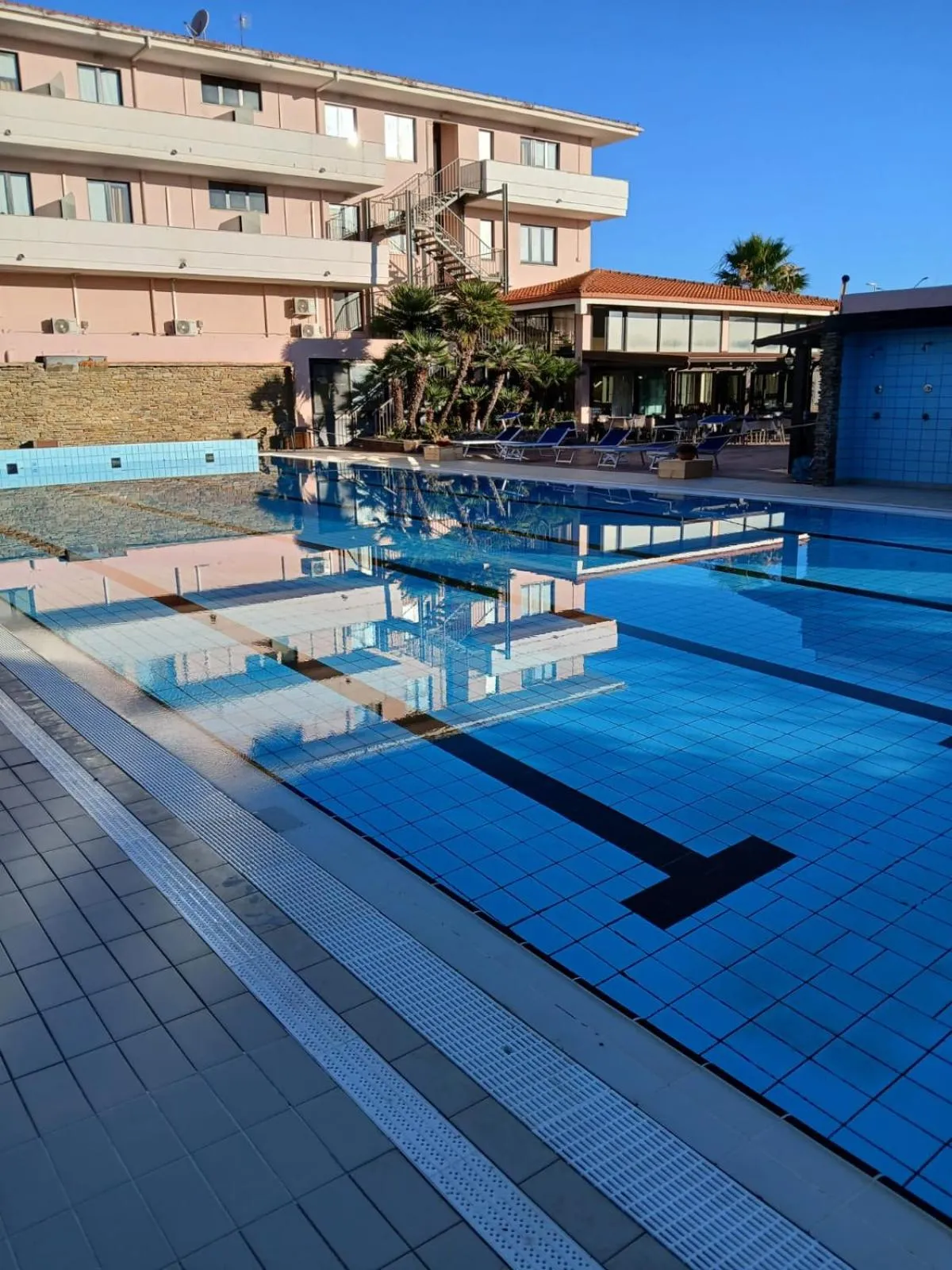 Swimming pool in Green Sporting Club Hotel