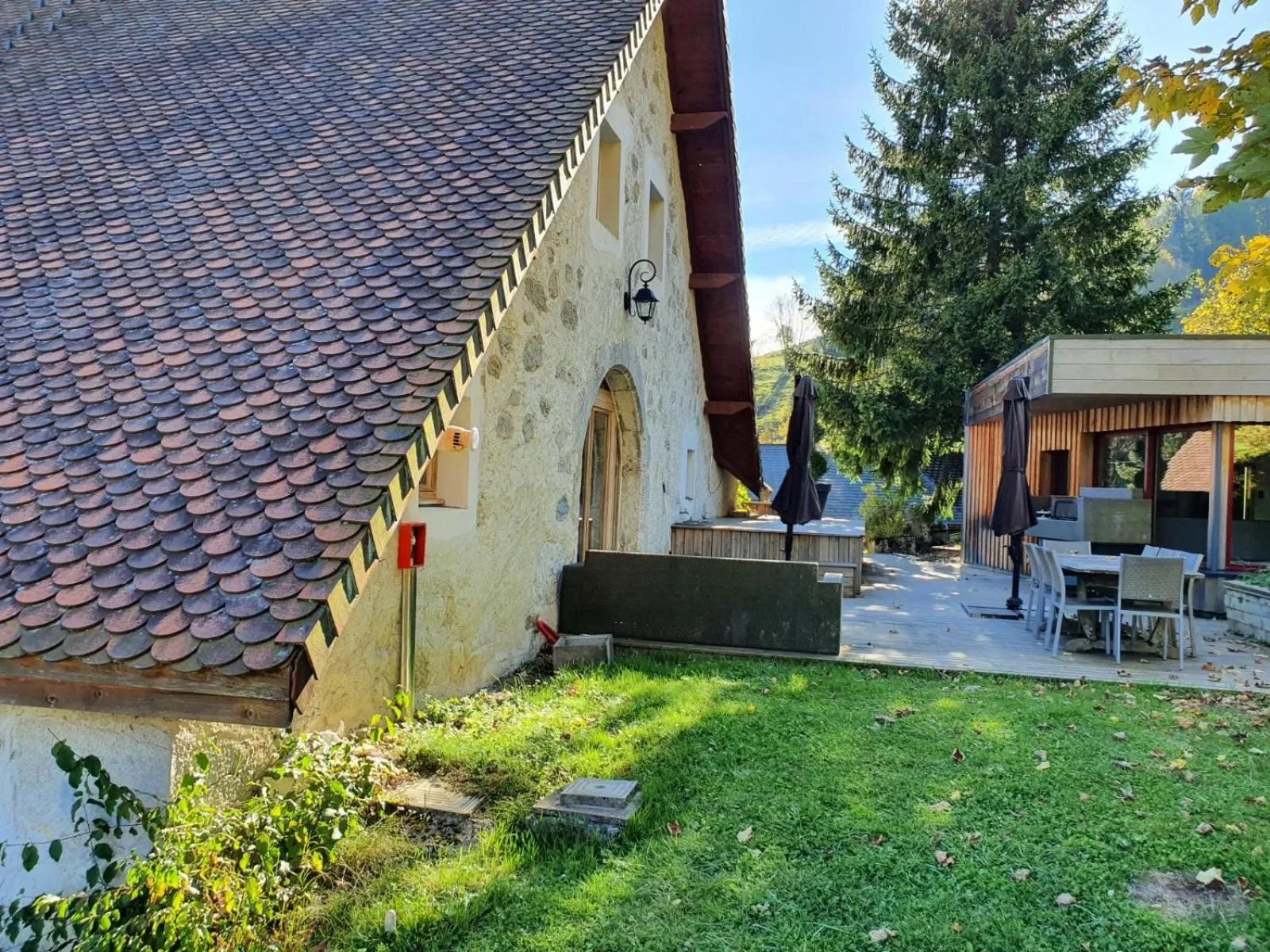 Property building in Le Valombré