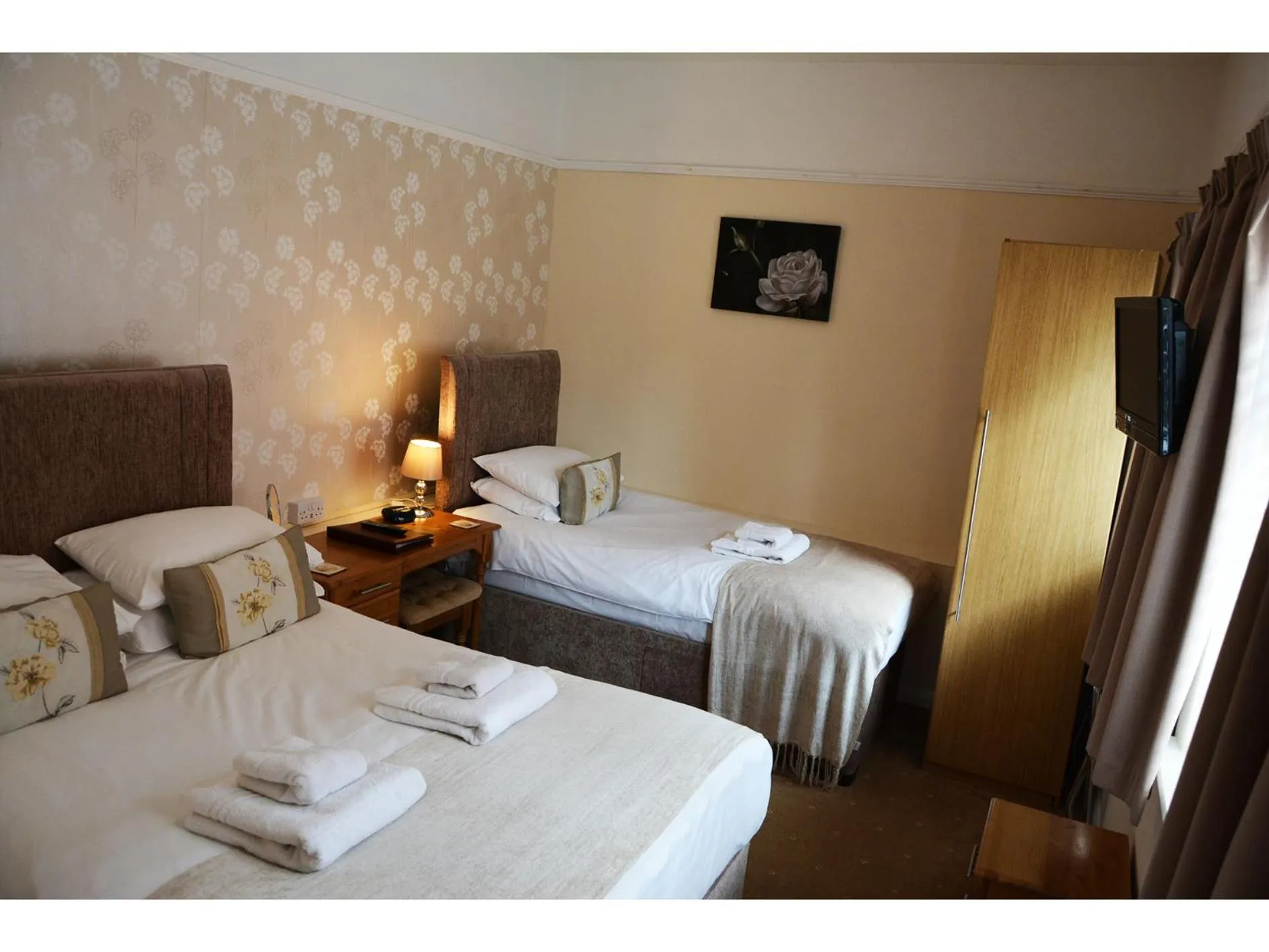 Photo of the whole room, Bed in Ashlea Guest House