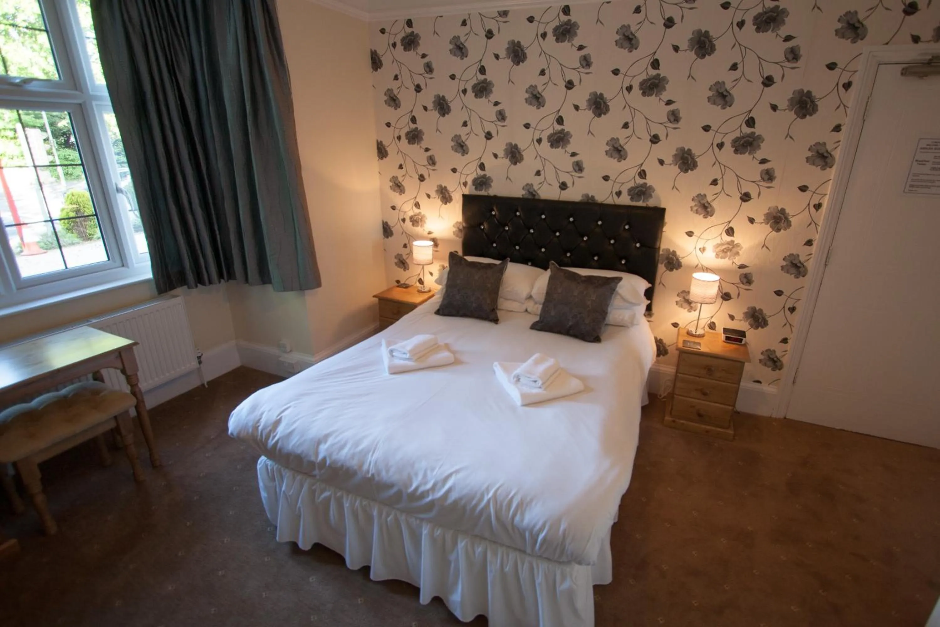 Photo of the whole room, Bed in Ashlea Guest House