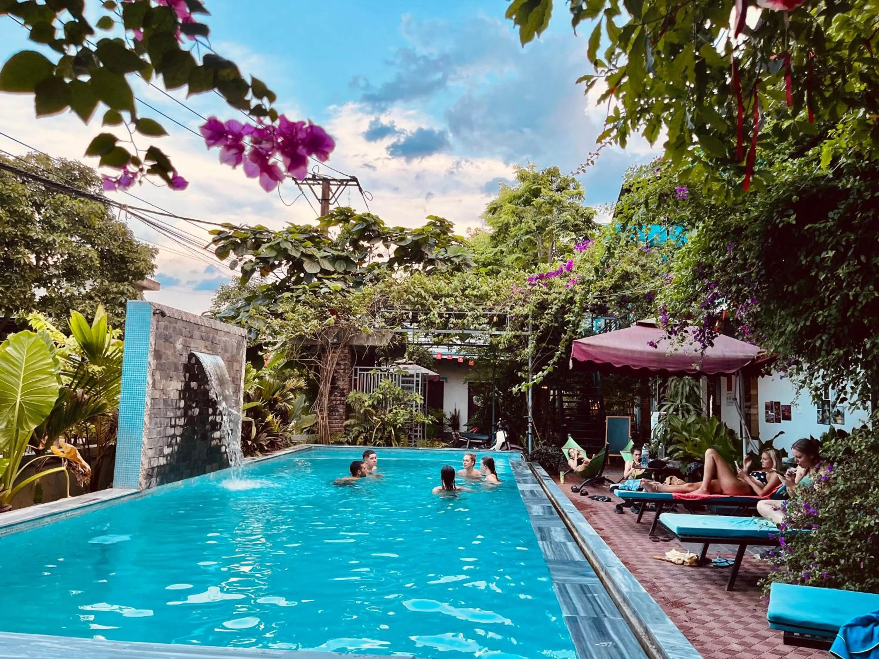 Swimming pool in Phong Nha An An Homestay