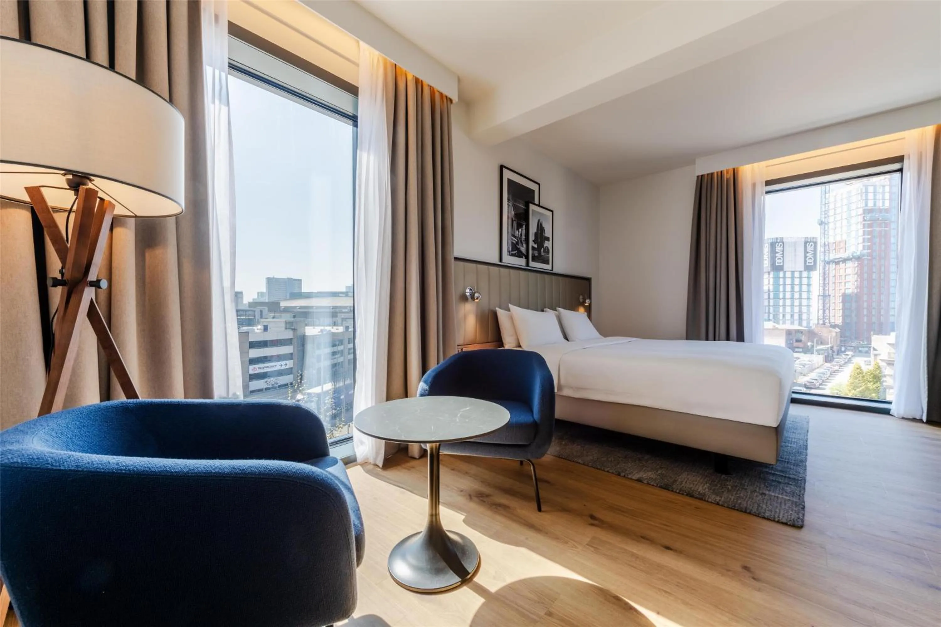 Photo of the whole room, Bed in Radisson Hotel Manchester City Centre, A Verified Net Zero Hotel