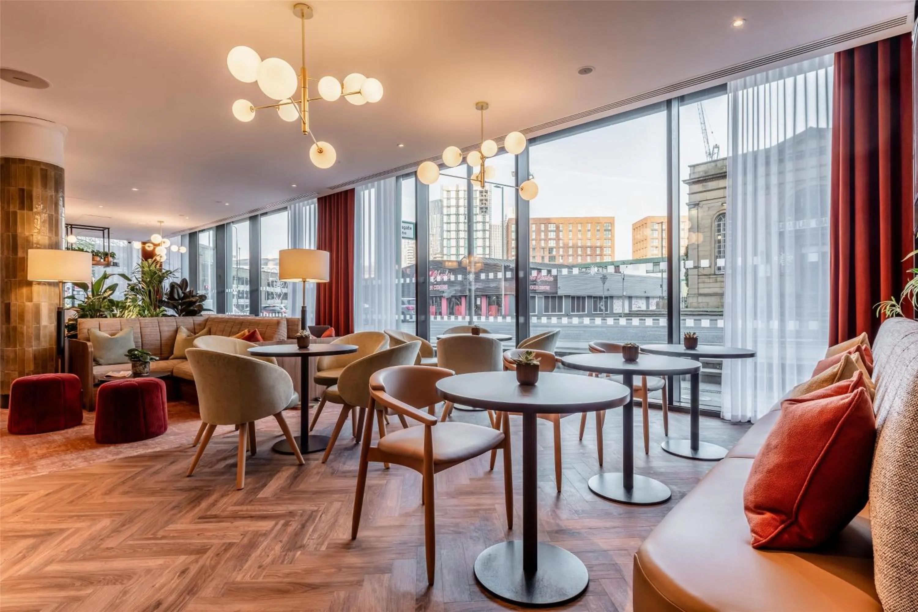 Restaurant/places to eat in Radisson Hotel Manchester City Centre, A Verified Net Zero Hotel