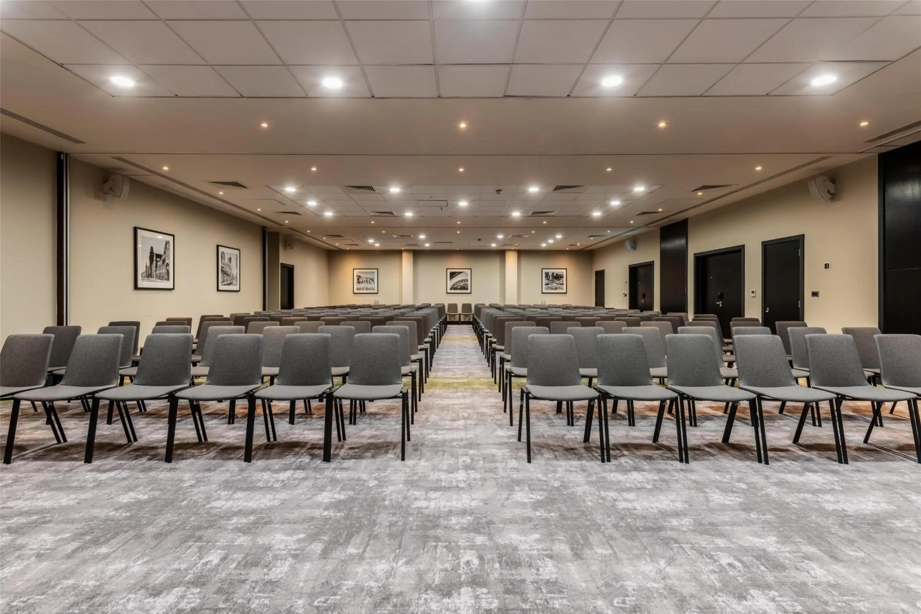 Meeting/conference room in Radisson Hotel Manchester City Centre, A Verified Net Zero Hotel