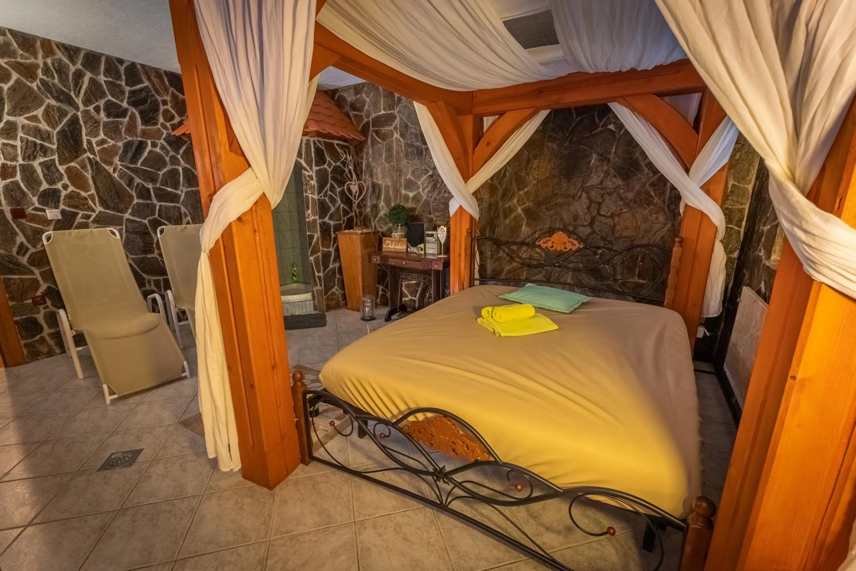 Sauna, Bed in Korošec Apartments and Wellness Centre