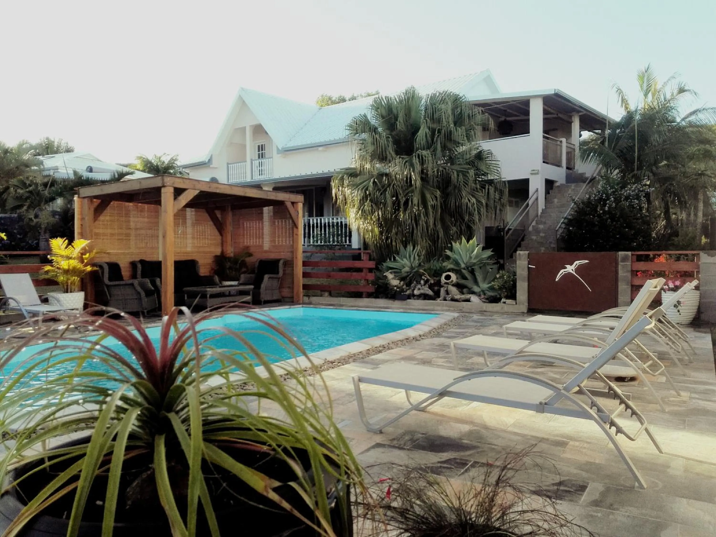 Property building in LE COLONIAL, T4 à 5 mn Aeroport dans villa de standing