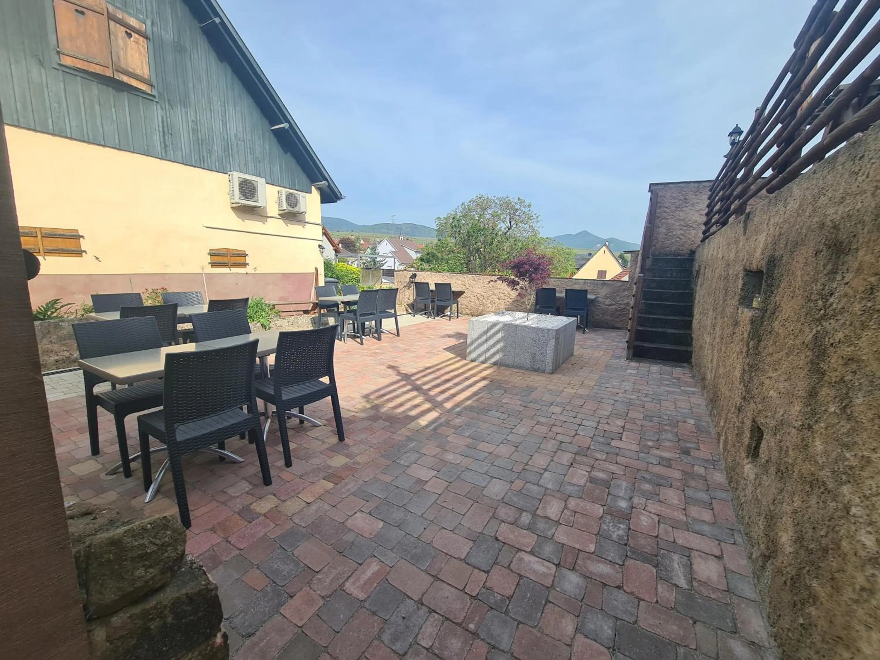 Property building in Gîte et Chambres d'hôtes, l'Erable