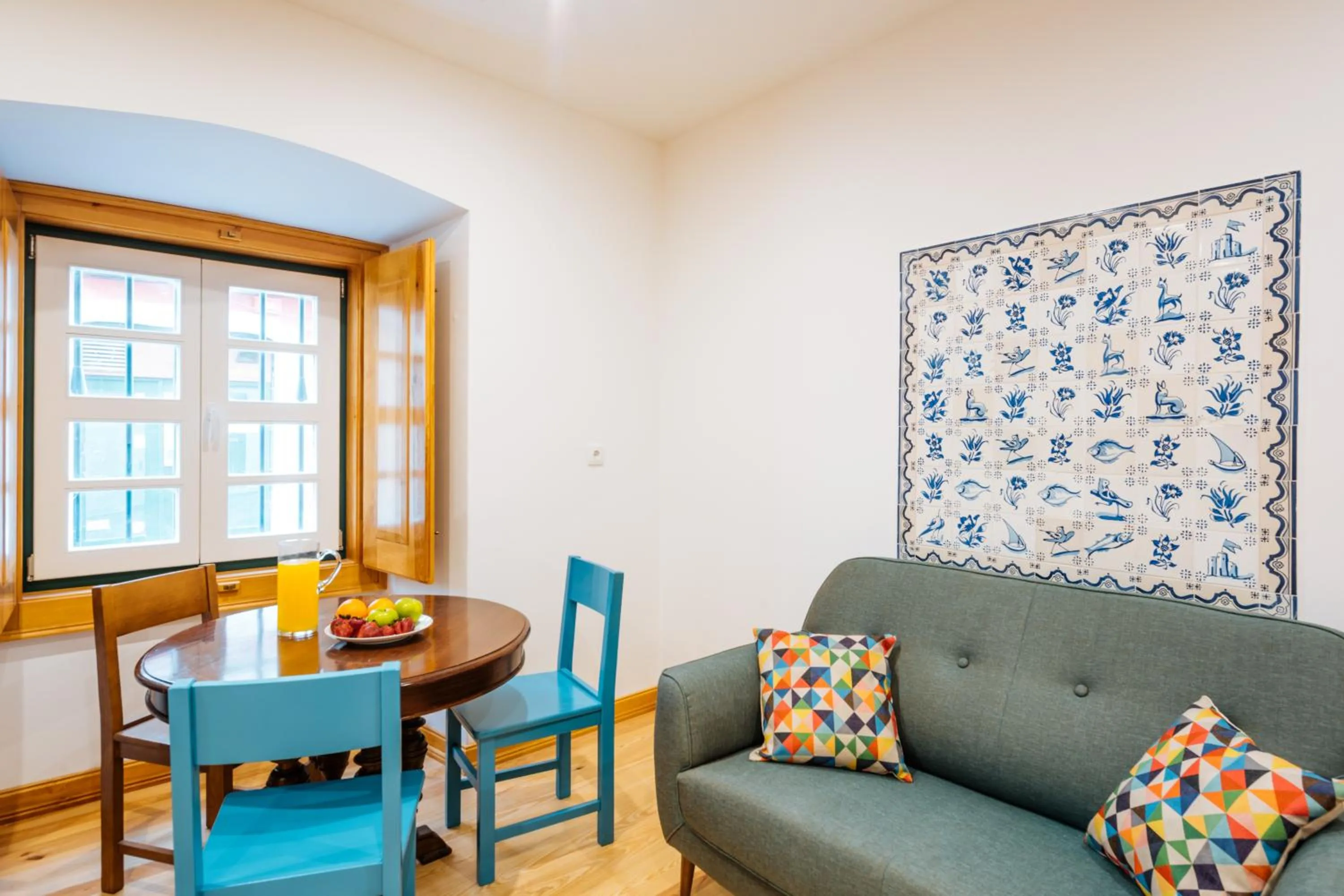 Kitchen or kitchenette in Varandas de Lisboa - Tejo River Apartments & Rooms