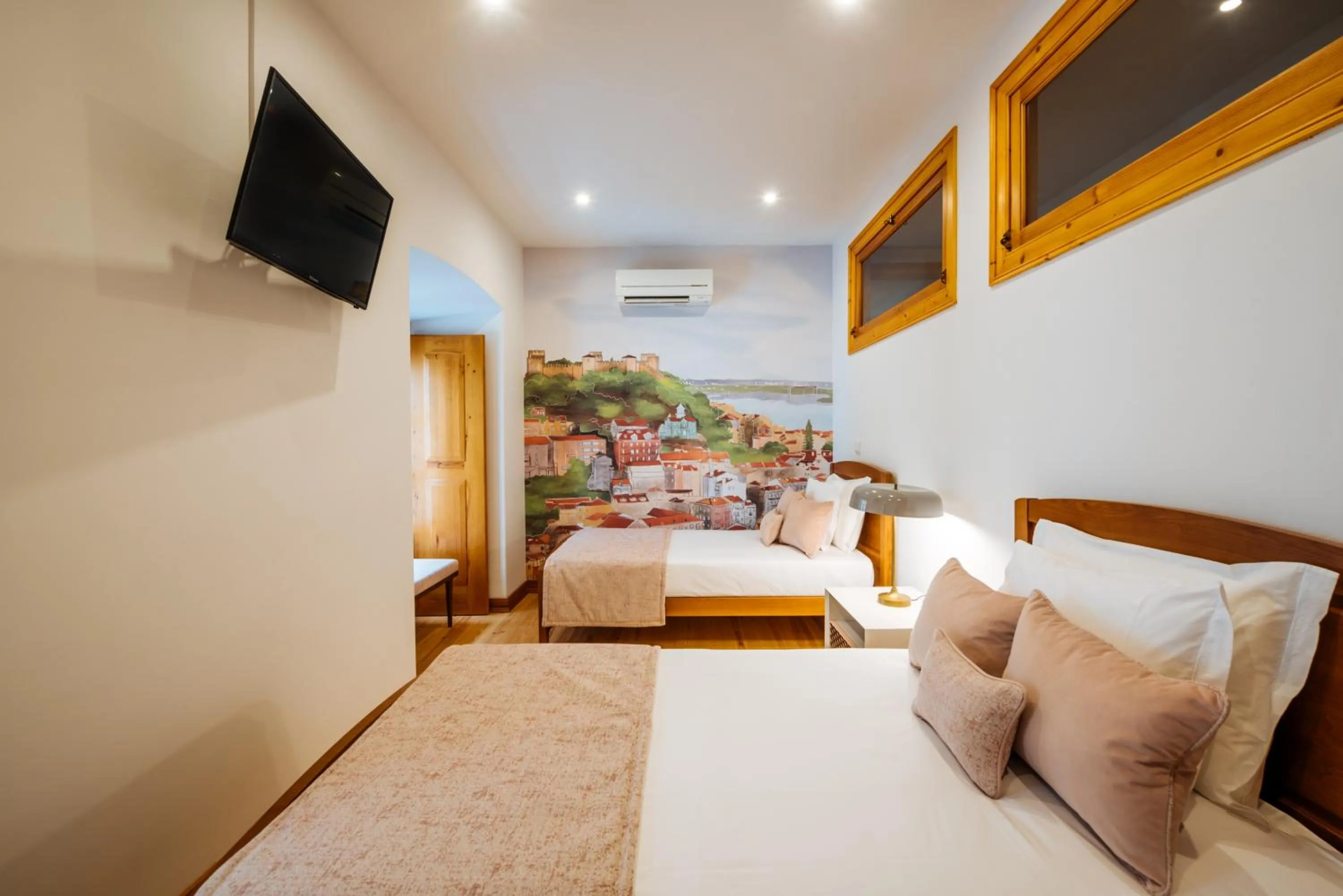 Bedroom, Bed in Varandas de Lisboa - Tejo River Apartments & Rooms