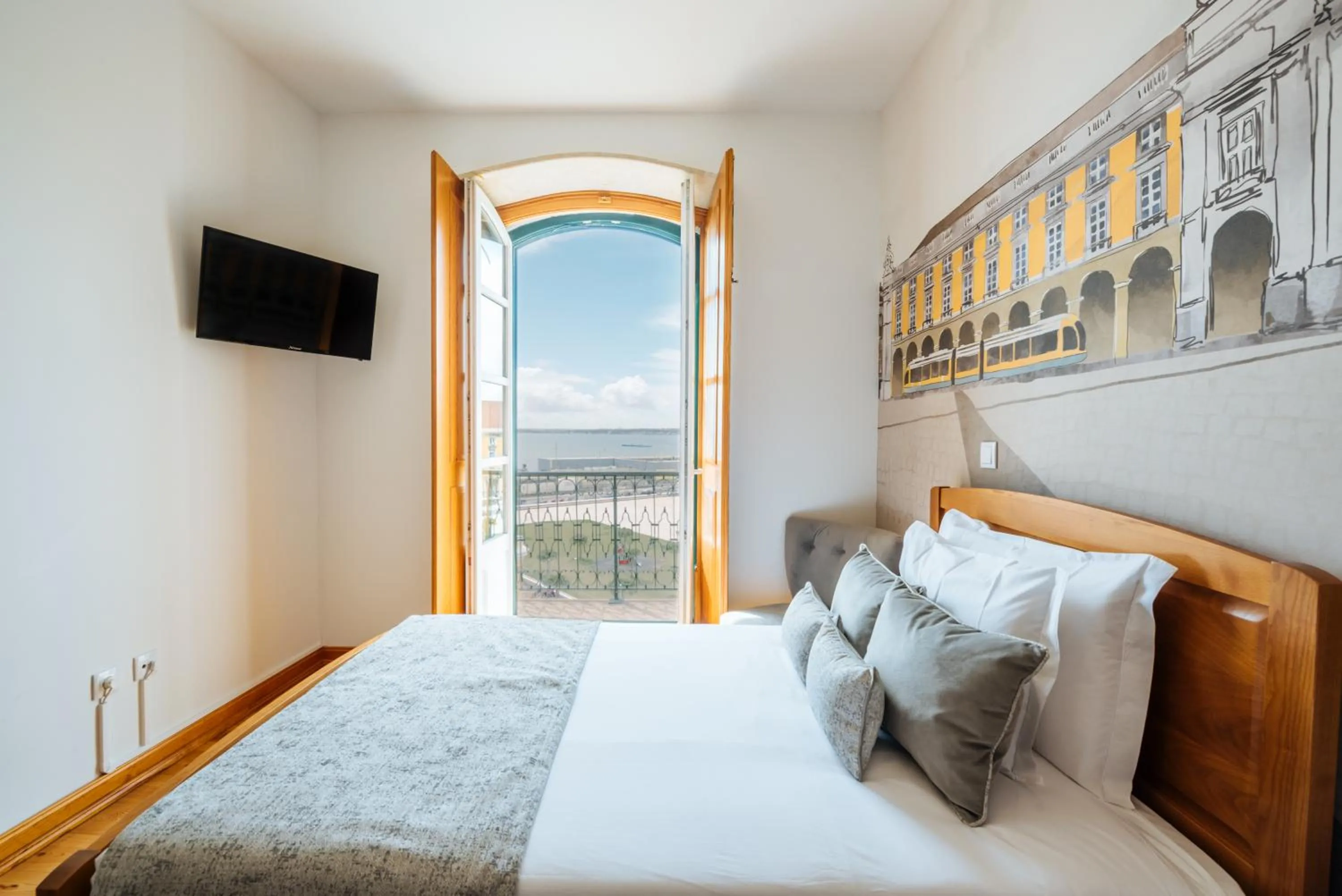 Bed in Varandas de Lisboa - Tejo River Apartments & Rooms
