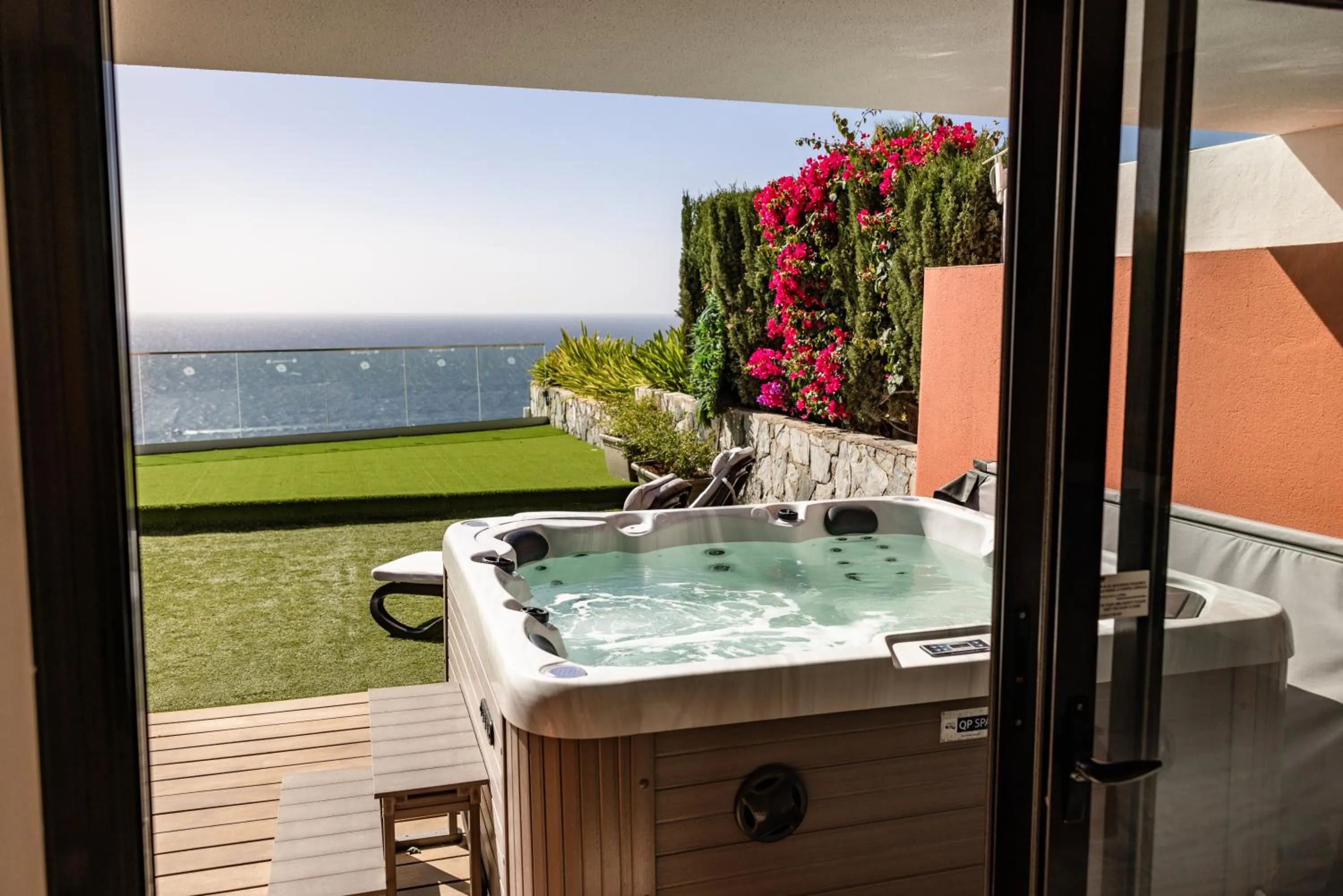 Patio in Serenity Amadores