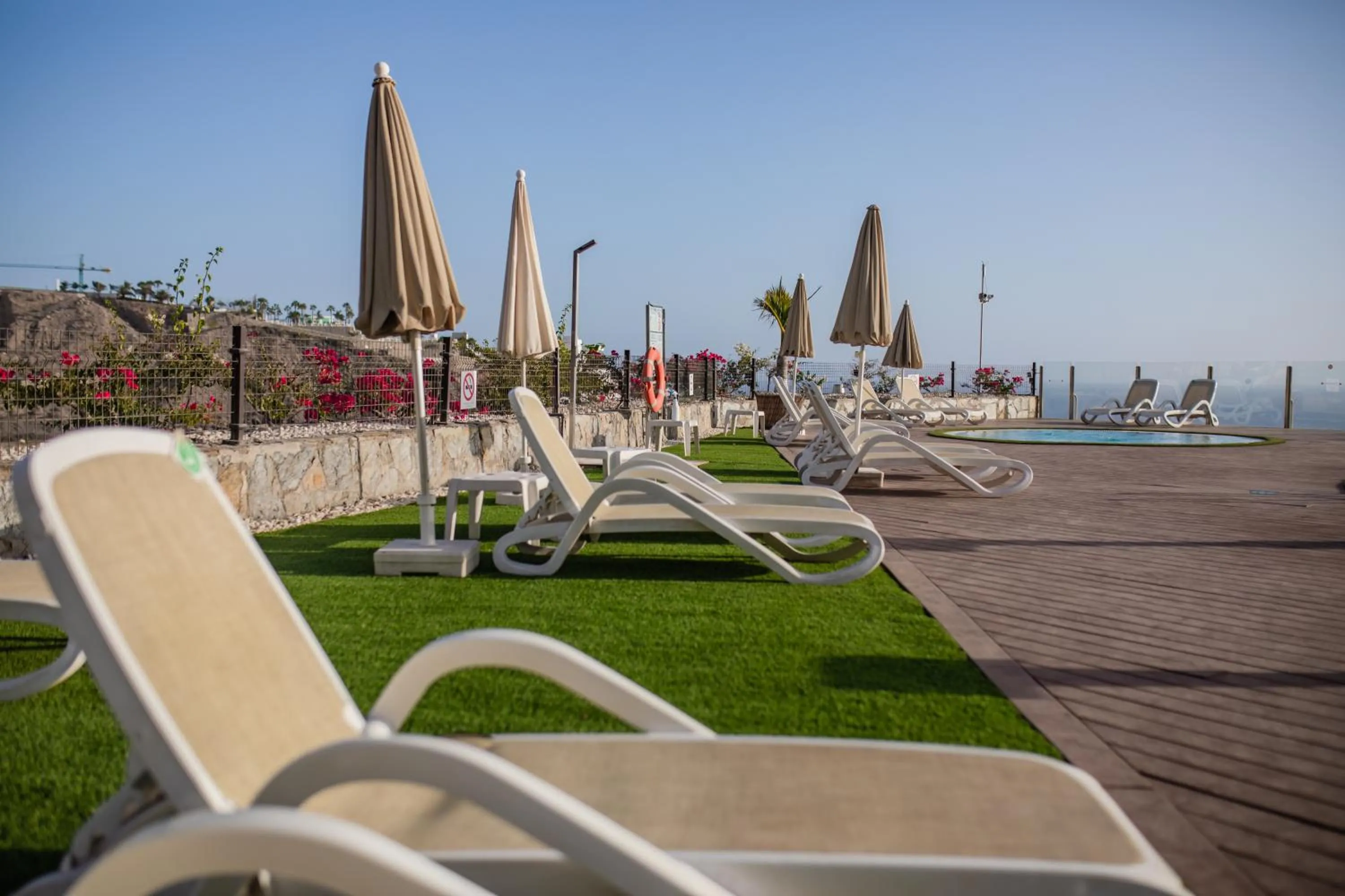 Swimming pool in Serenity Amadores