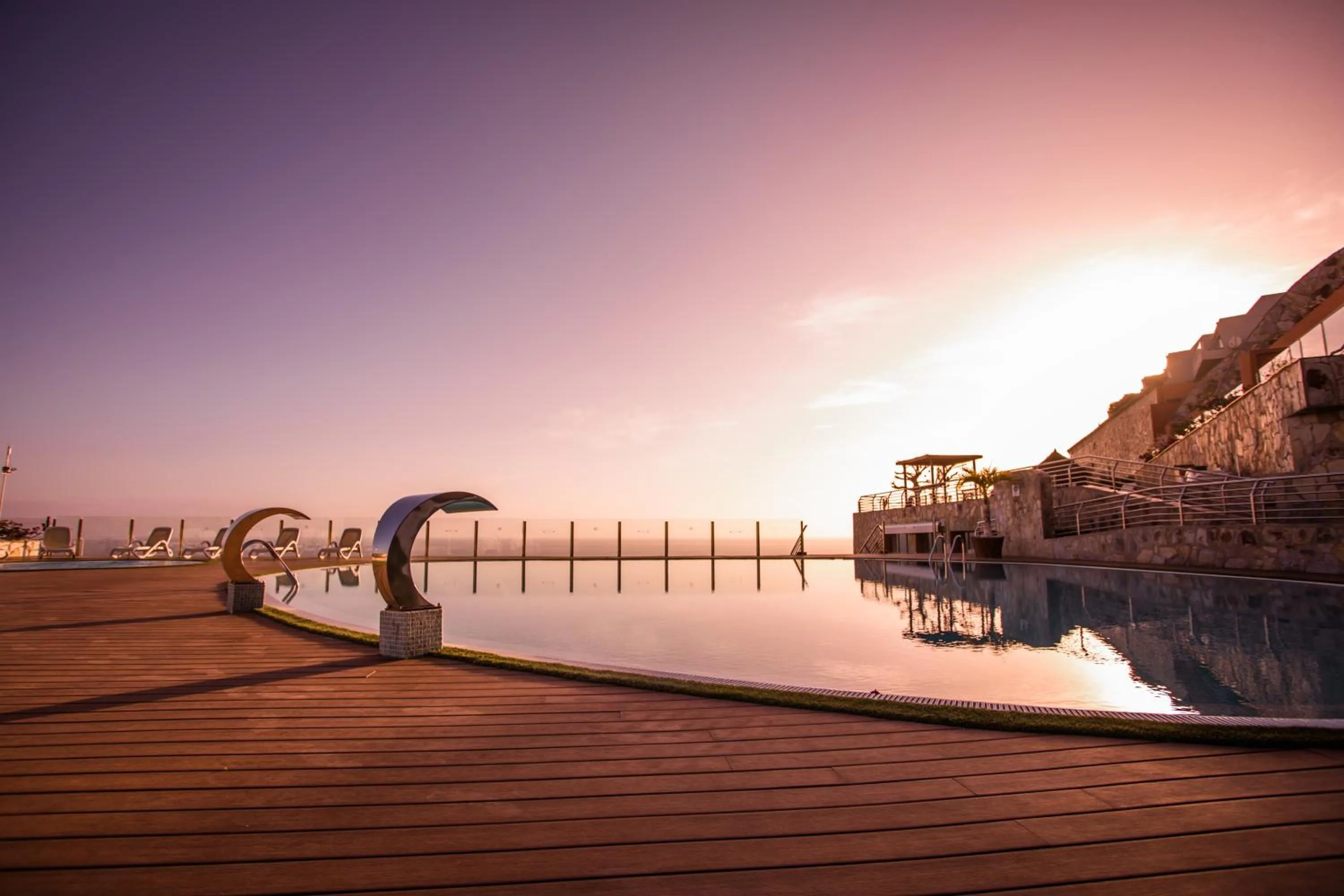 Day in Serenity Amadores