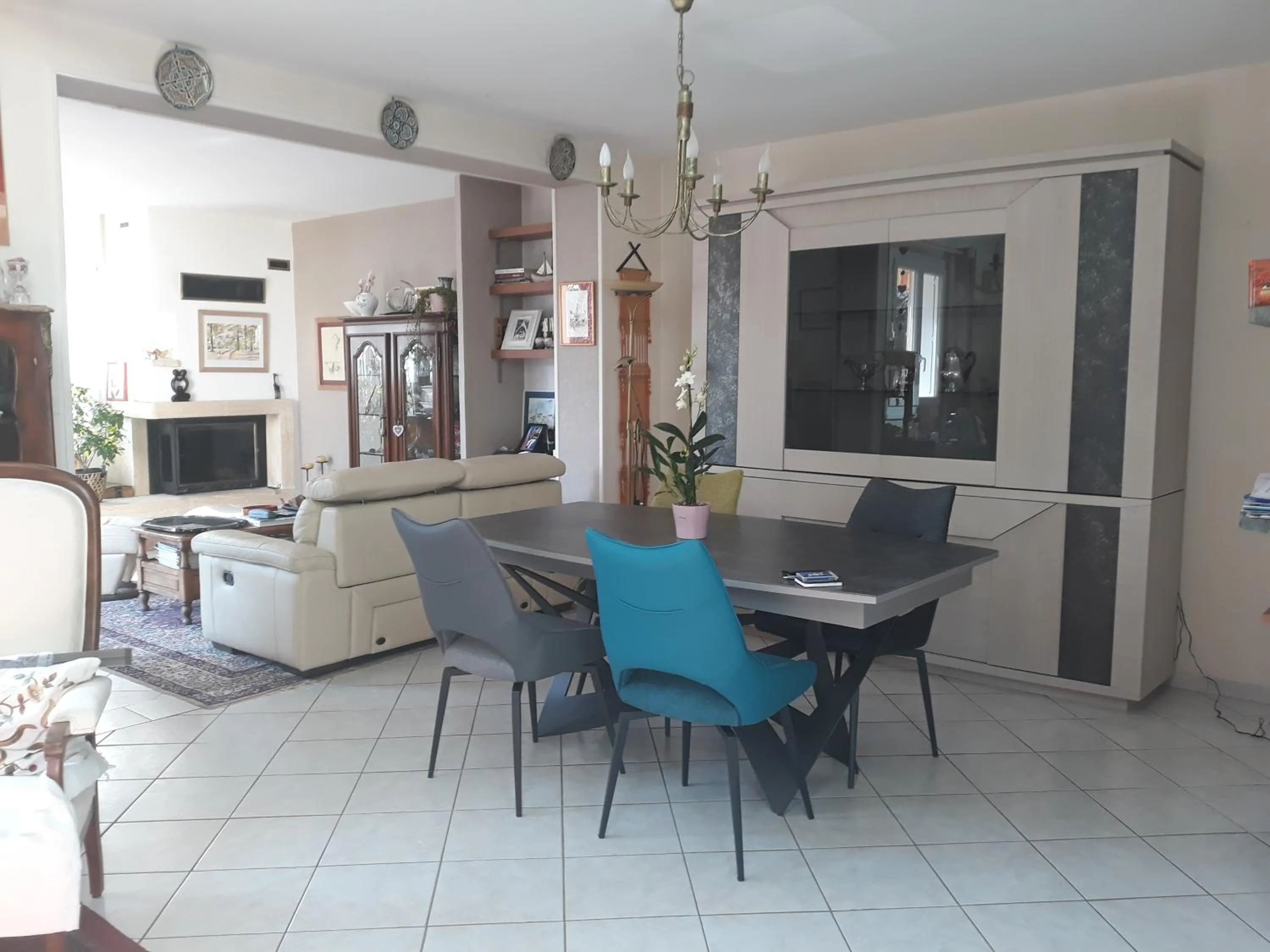 Dining area in Le champ du petit bois