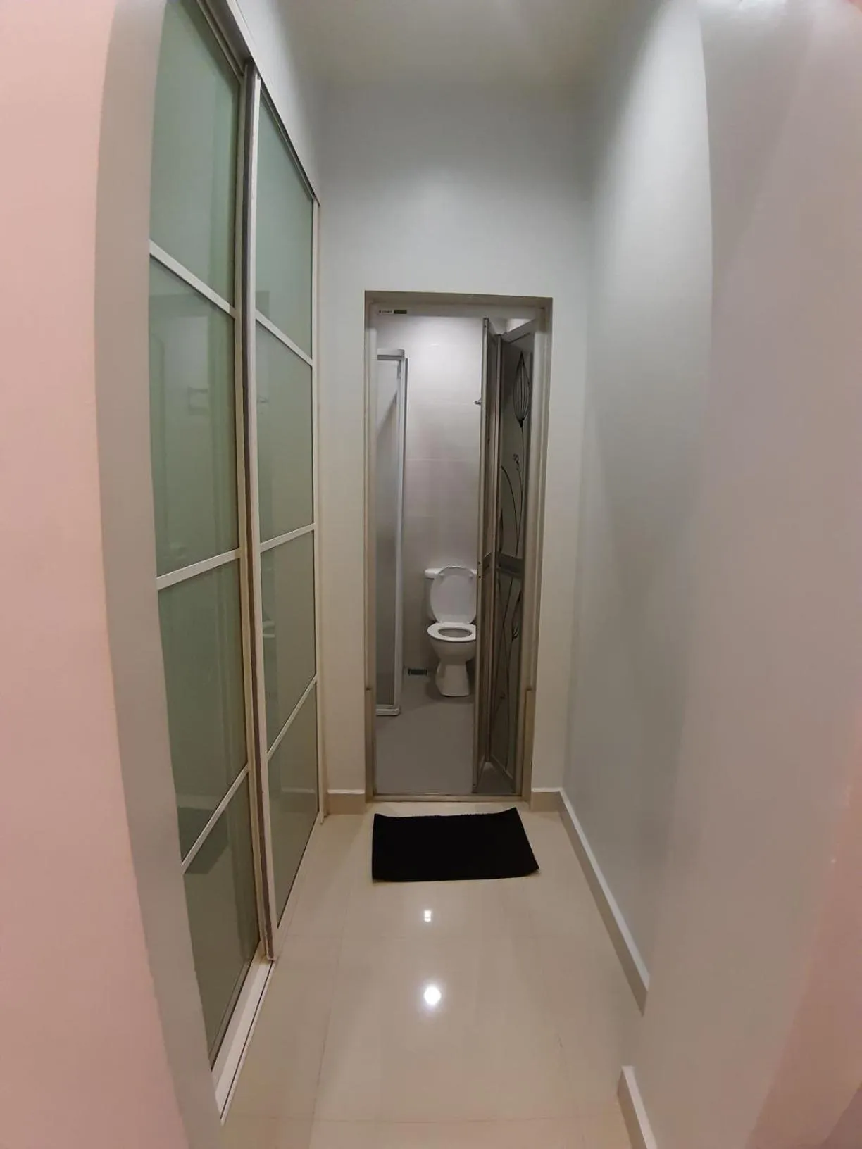 Bathroom in Walasa Kuala Lumpur Homes by MSH