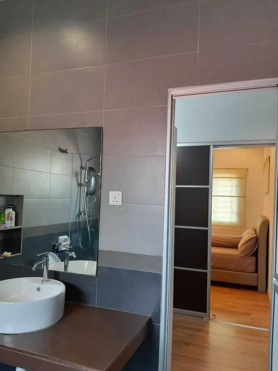 Toilet in Walasa Kuala Lumpur Homes by MSH