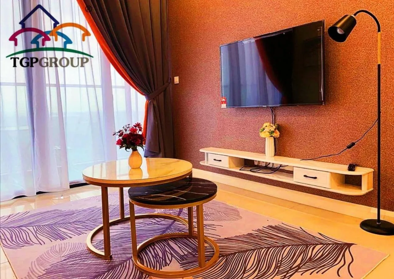 Communal lounge/ TV room in Legoland D'PRISTINE Apartment By TGP