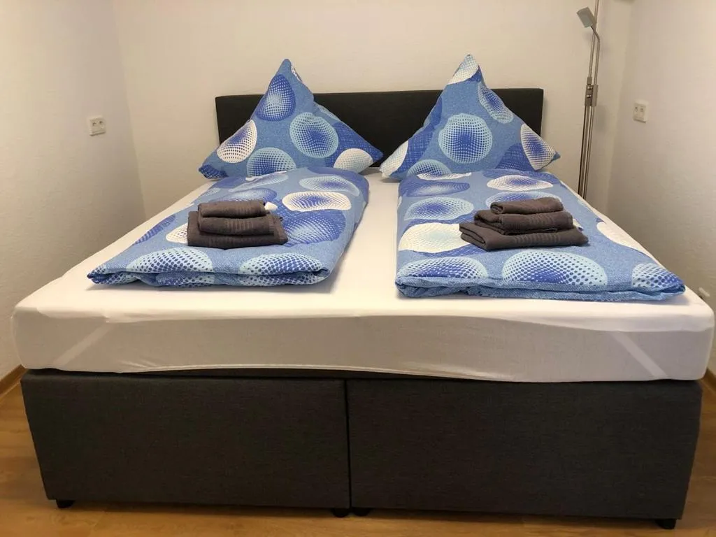 Bed in Fewo und Meer WHV