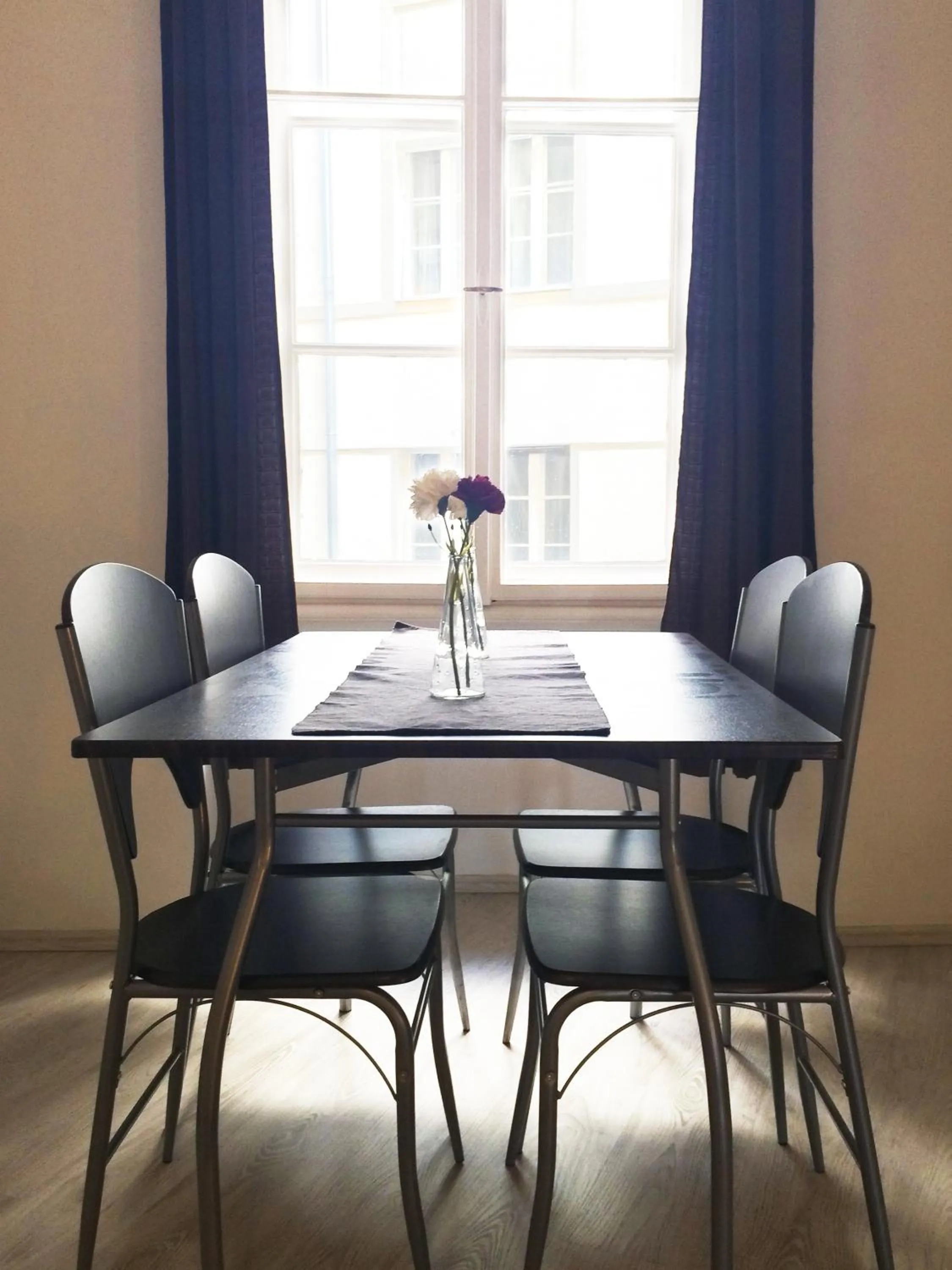 Zoom-Budapest Apartments