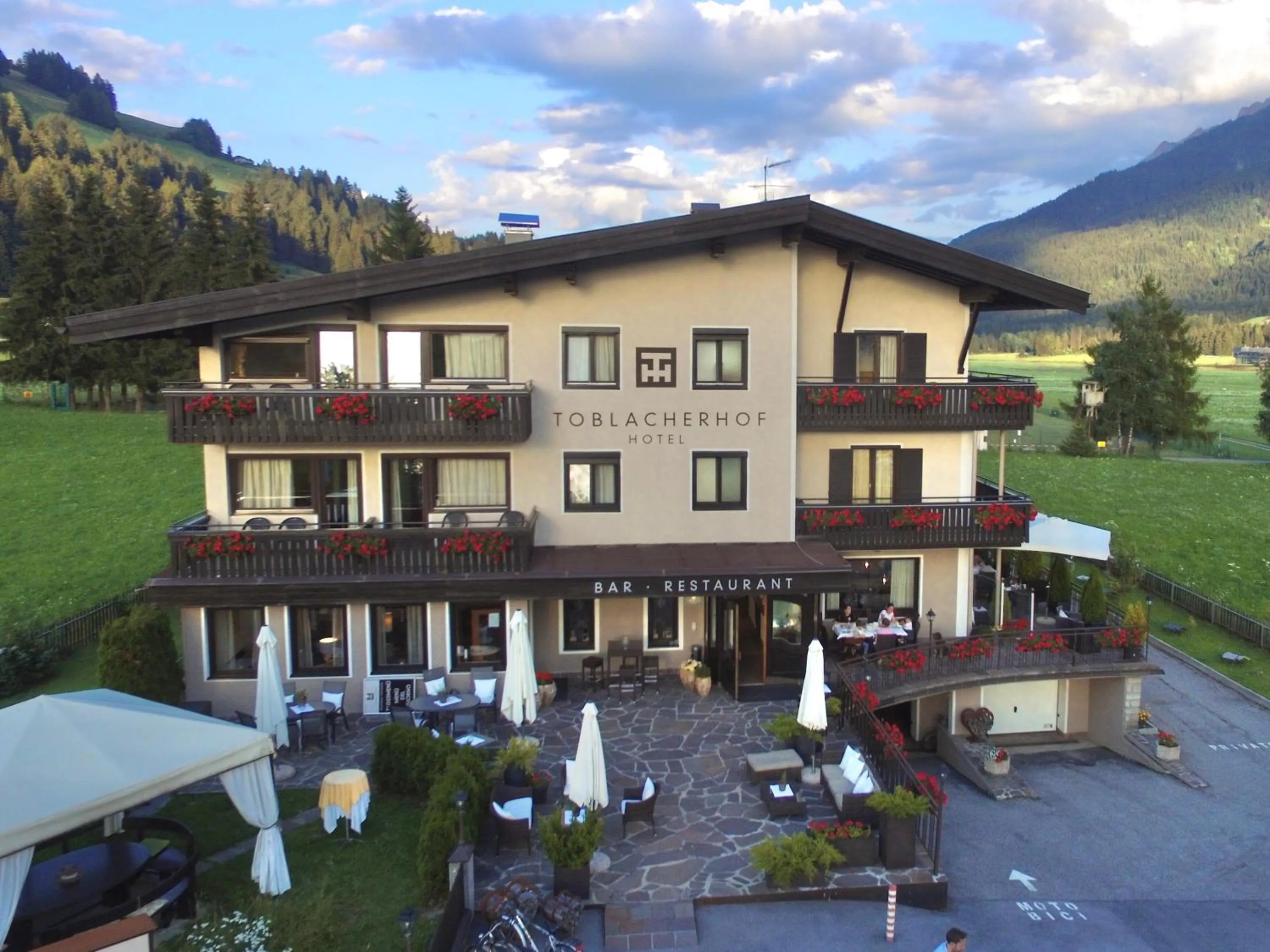 Property building in Hotel Toblacherhof
