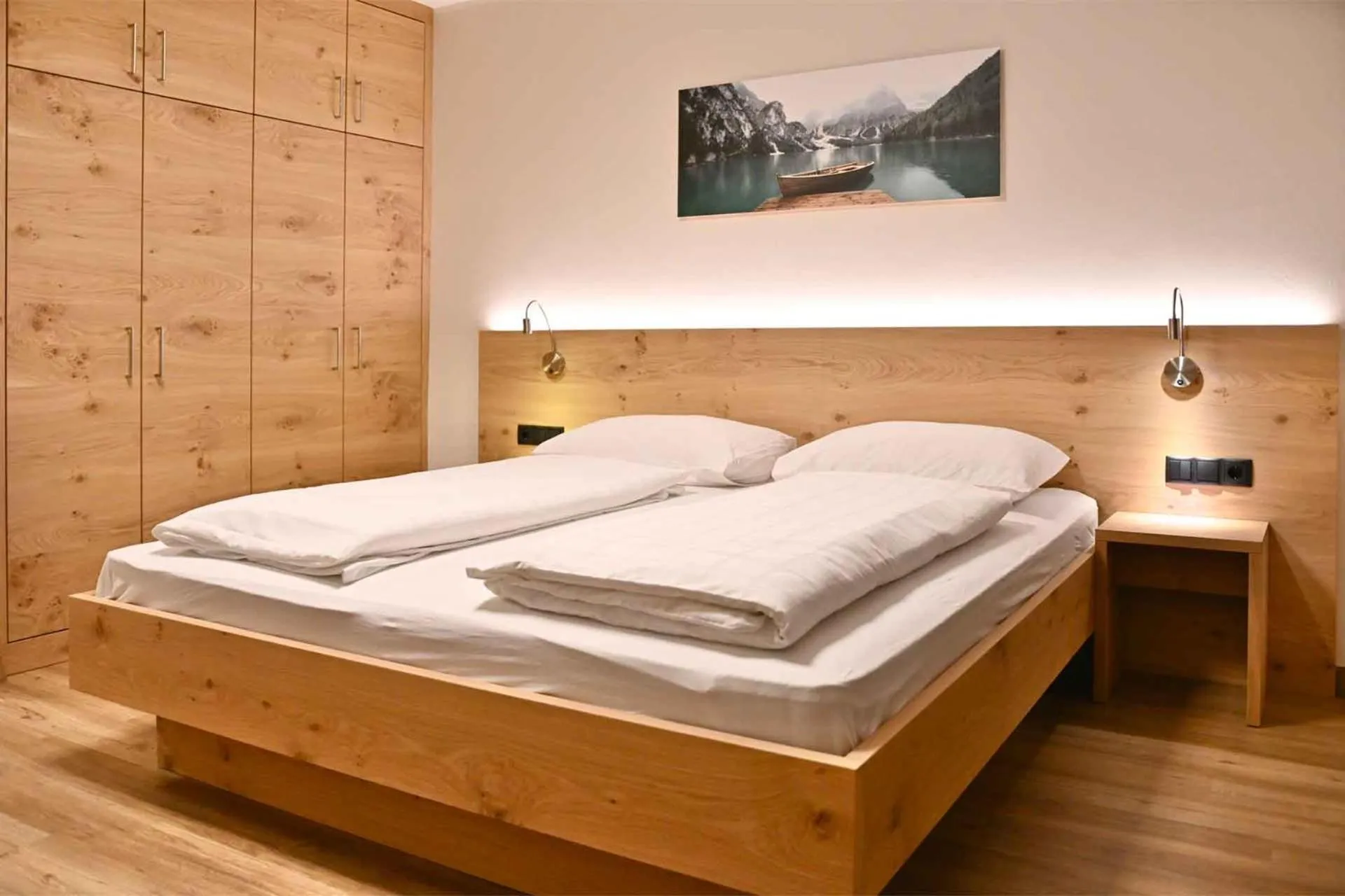 Bedroom, Bed in Hotel Toblacherhof