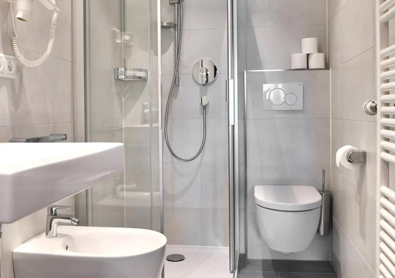 Bathroom in Hotel Toblacherhof