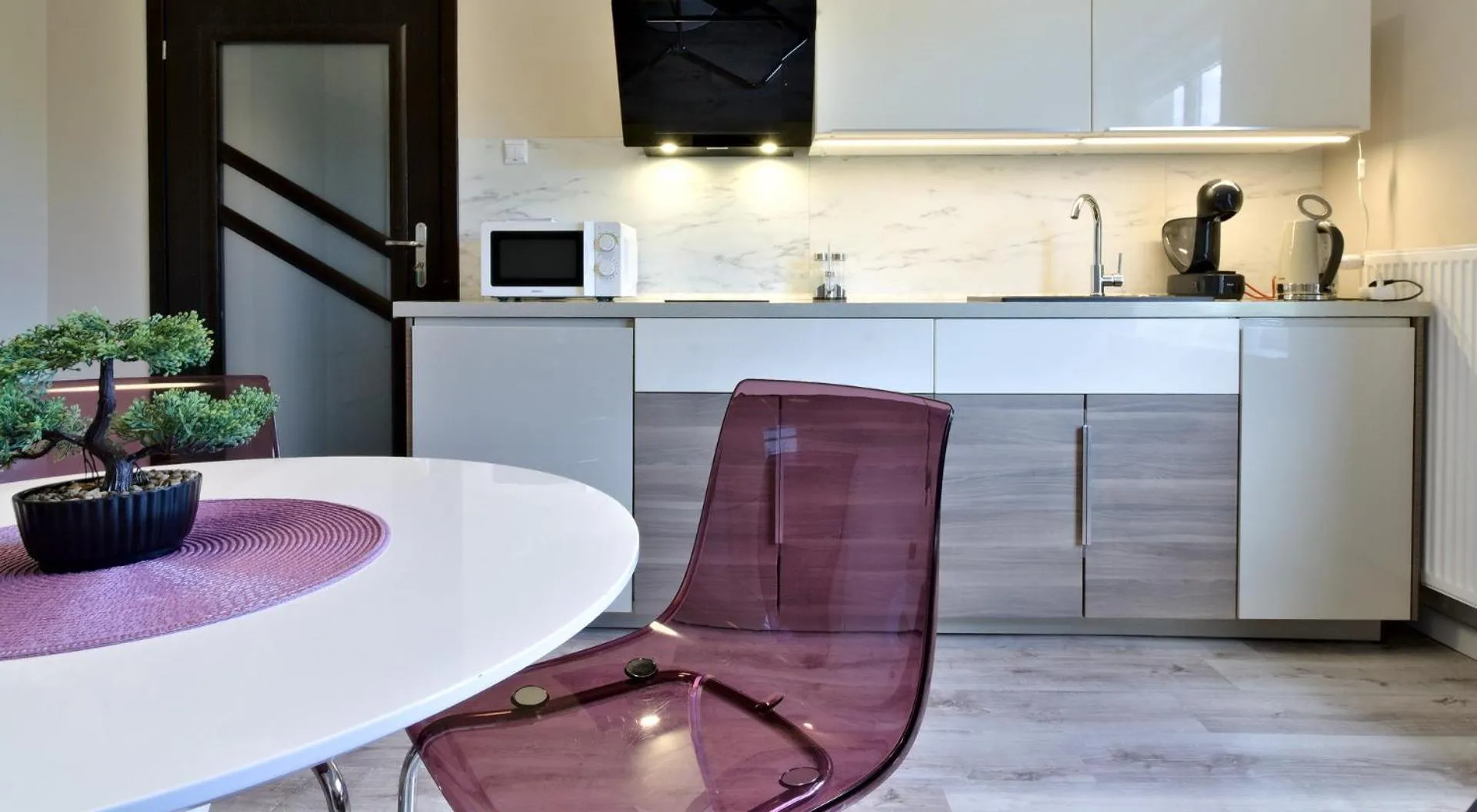Kitchen or kitchenette in LC pokoje & apartamenty Z57