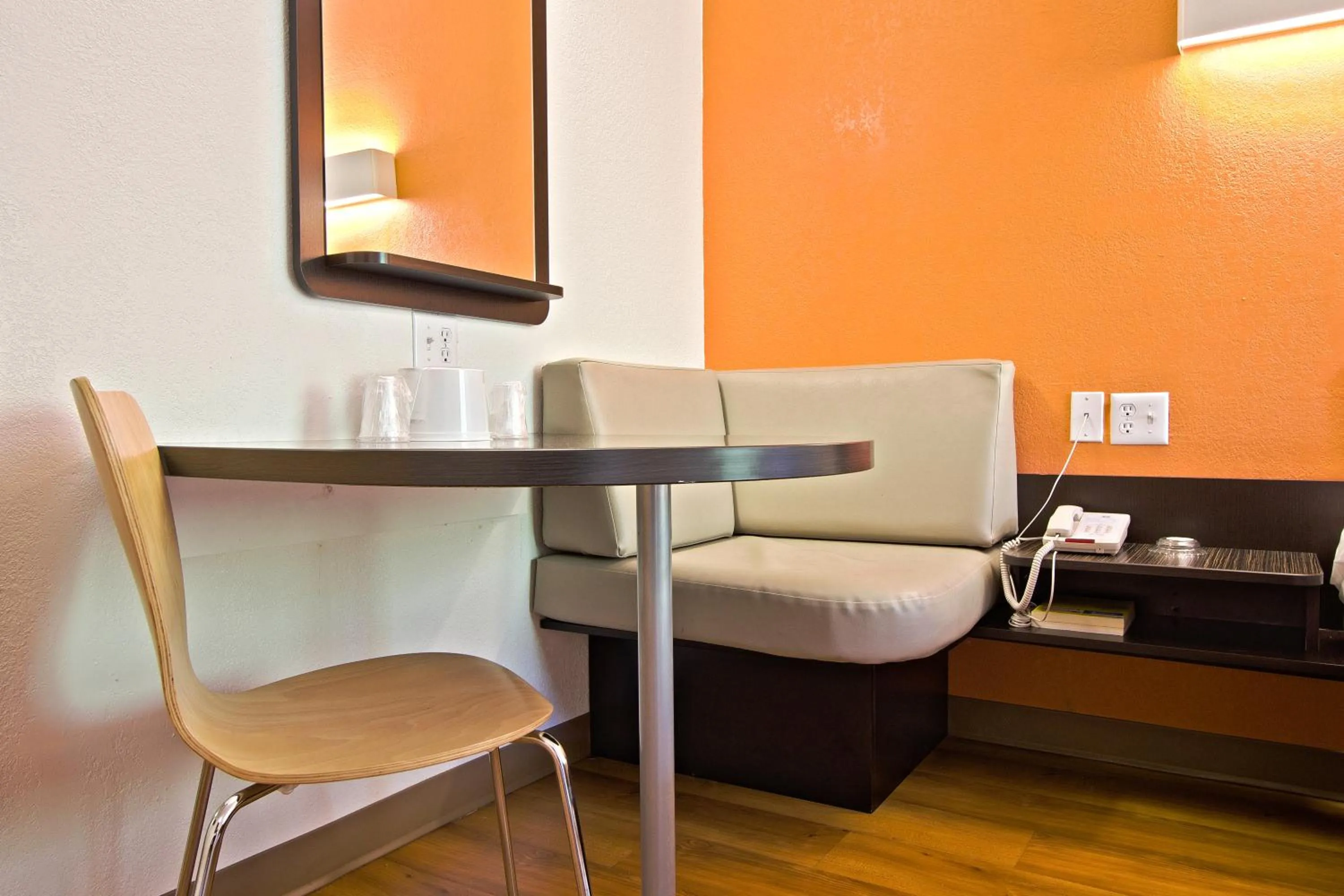 Seating area in Motel 6-East Brunswick, NJ