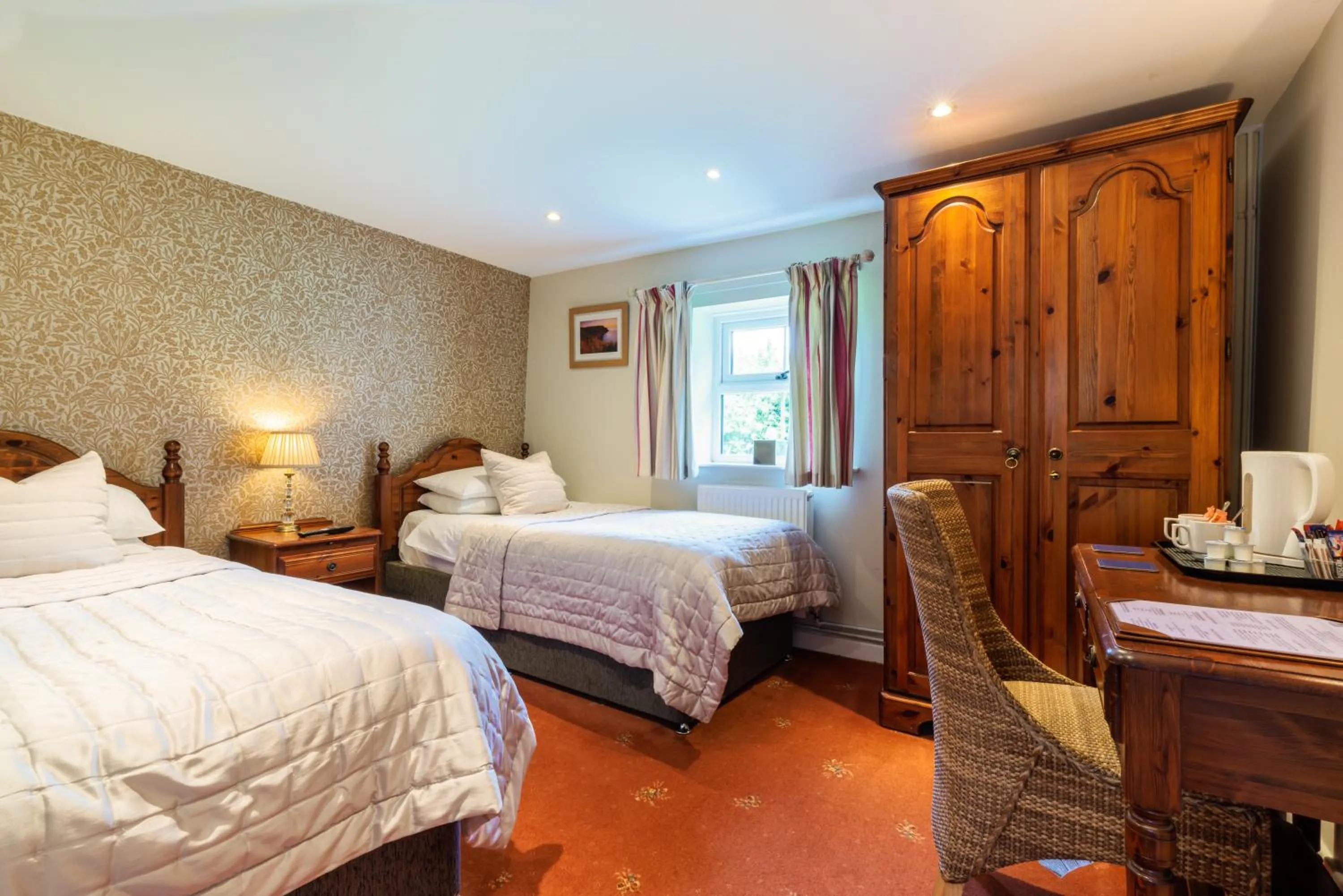 Property building, Bed in Blacksmiths Arms Inn