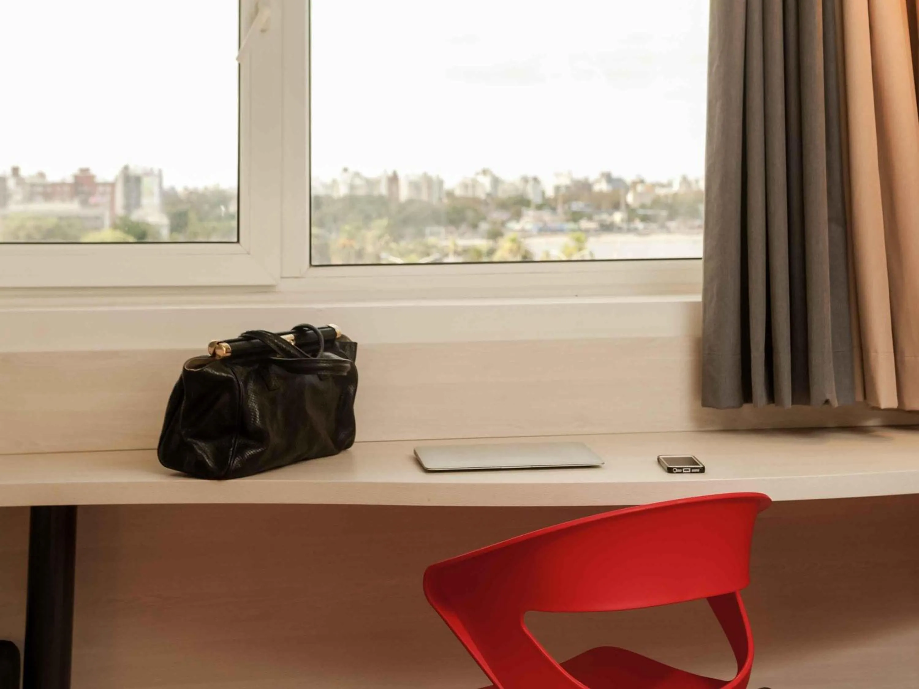 Bedroom in ibis Montevideo Rambla