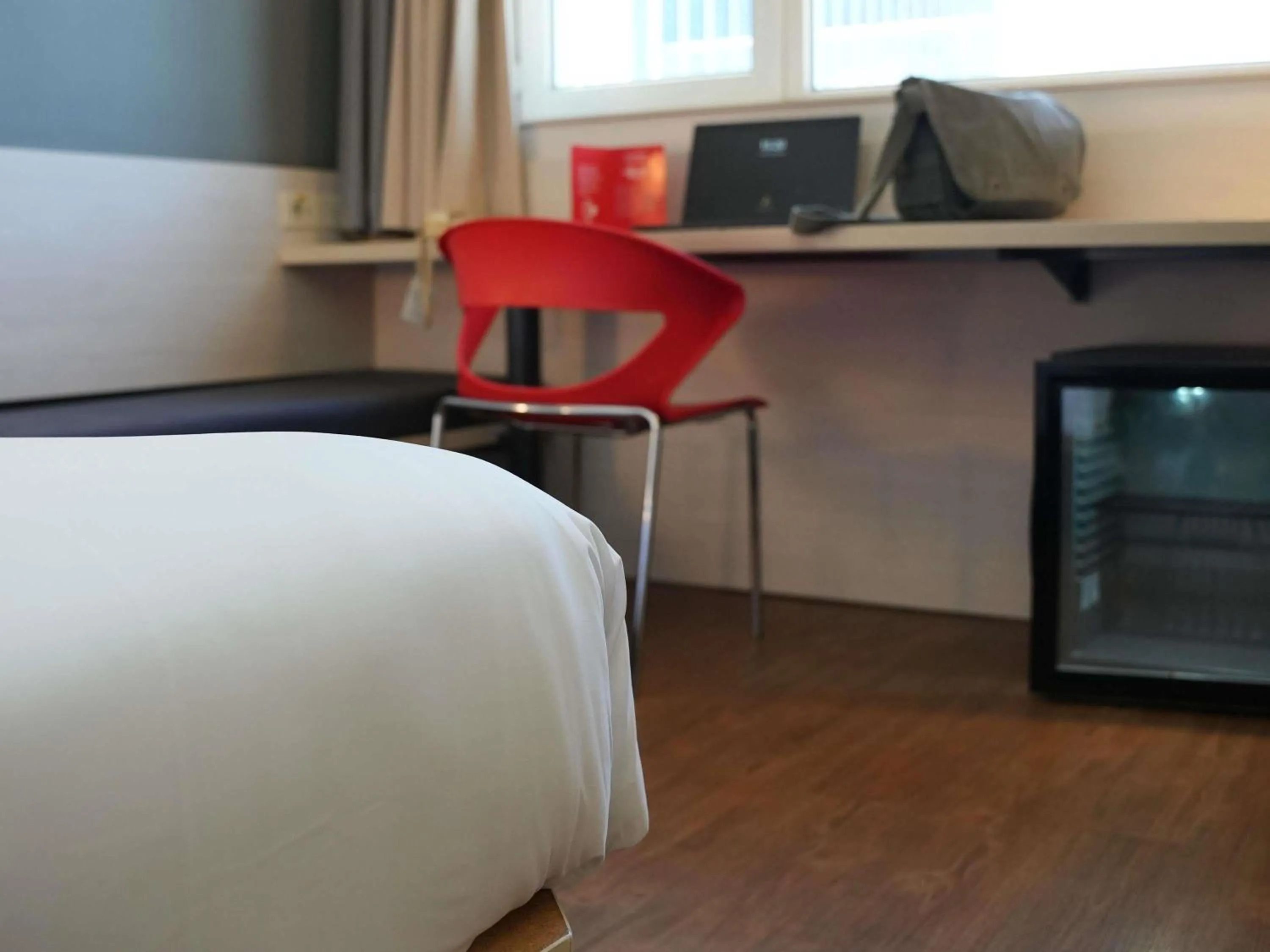 Bedroom, Bed in ibis Montevideo Rambla