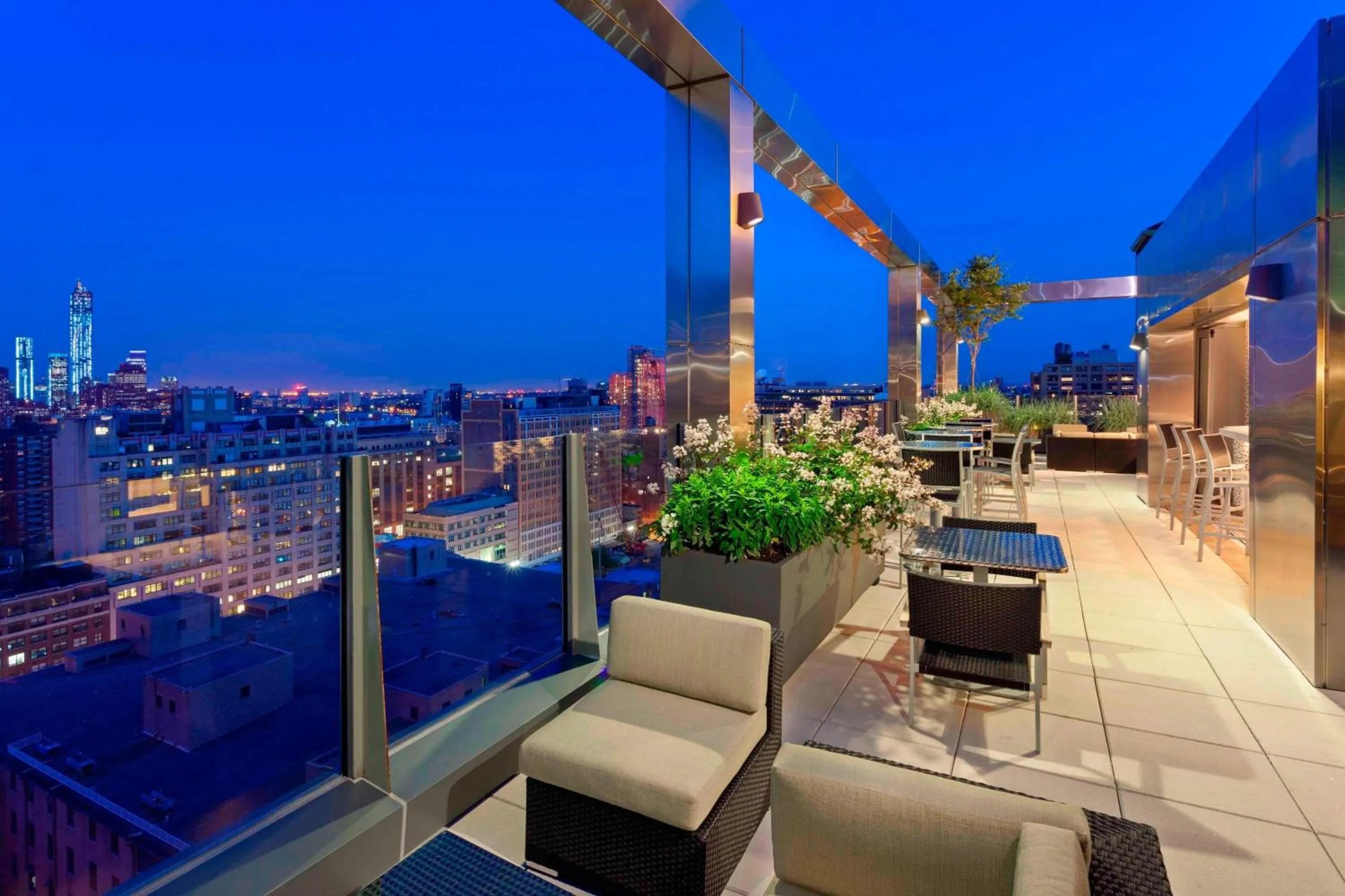 Lounge or bar in Fairfield Inn & Suites by Marriott New York Midtown Manhattan/Penn Station