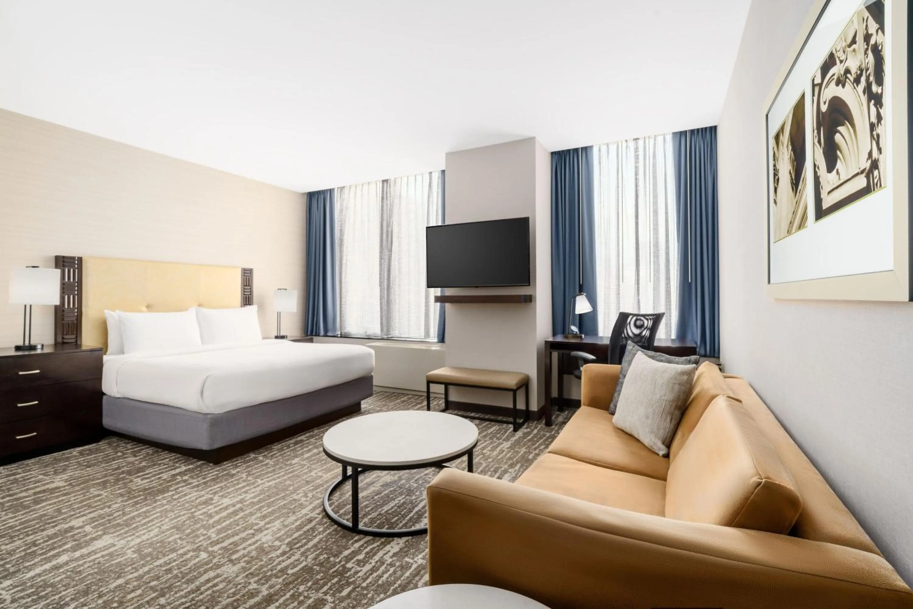 Photo of the whole room, Bed in Fairfield Inn & Suites by Marriott New York Midtown Manhattan/Penn Station