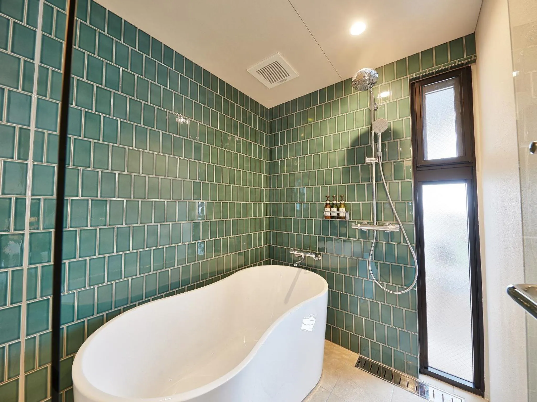 Bathroom in Yomitan Condhotel ND