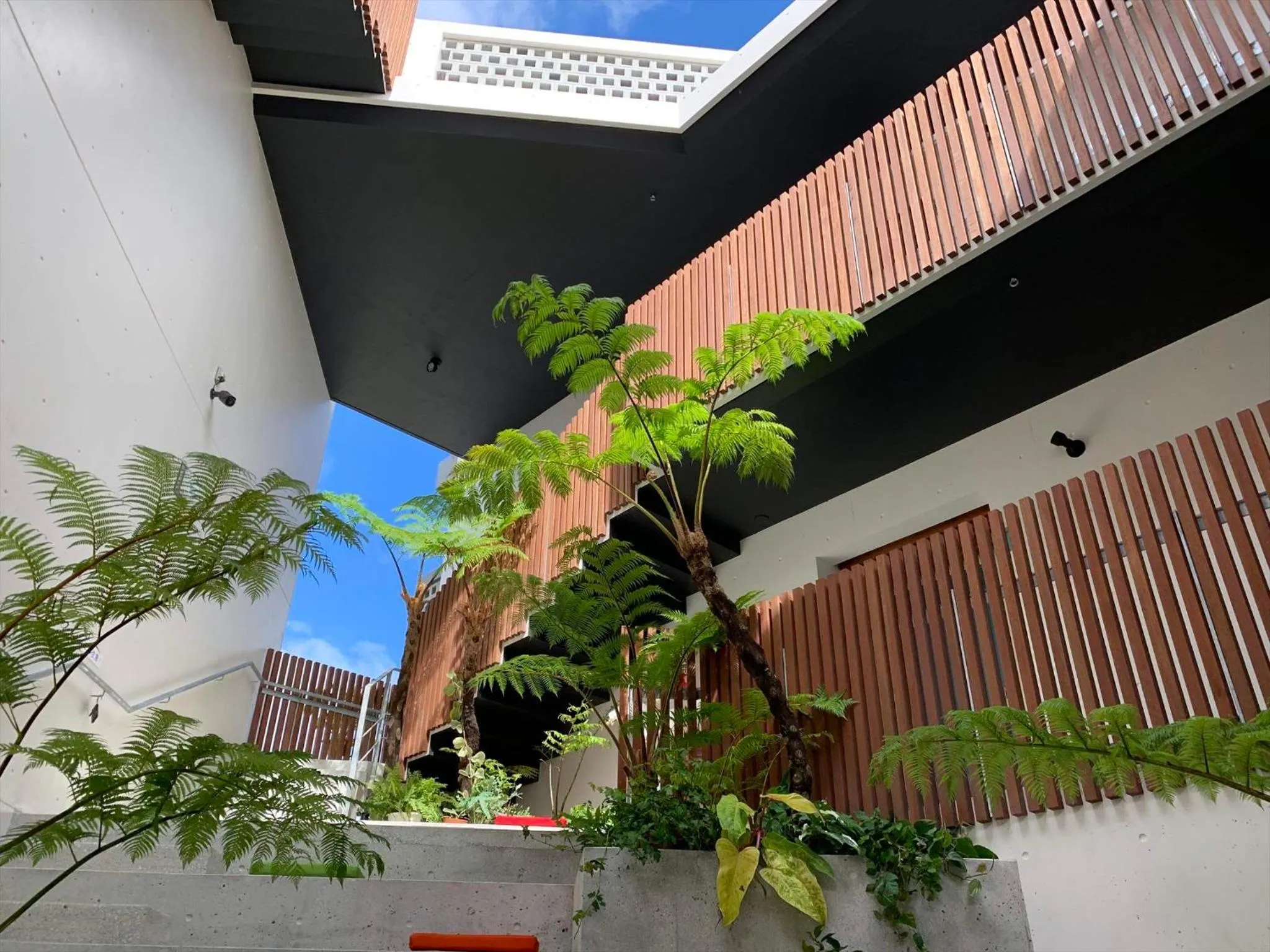 Facade/entrance in Yomitan Condhotel ND