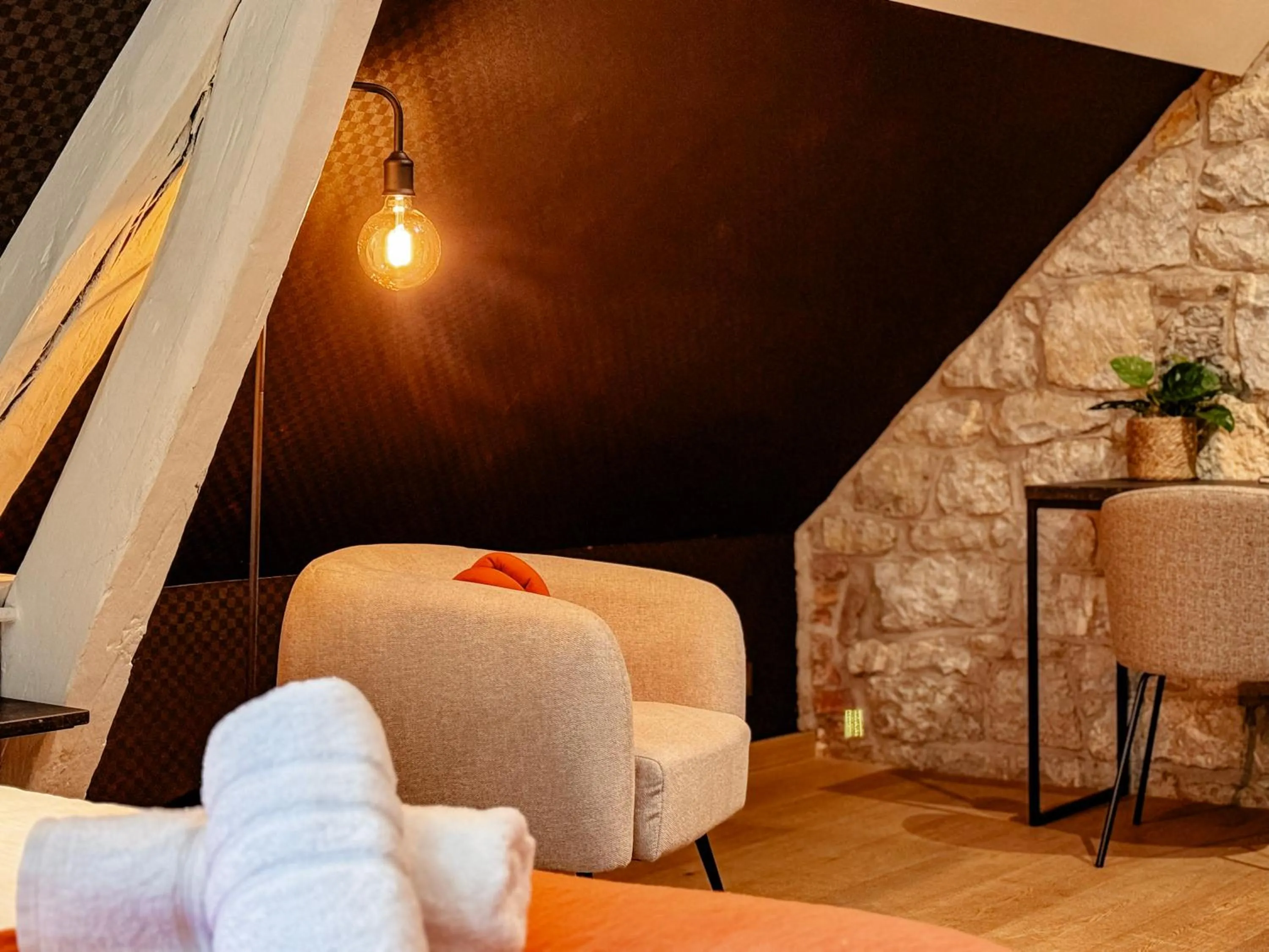 Seating area in Hôtel Le Manoir