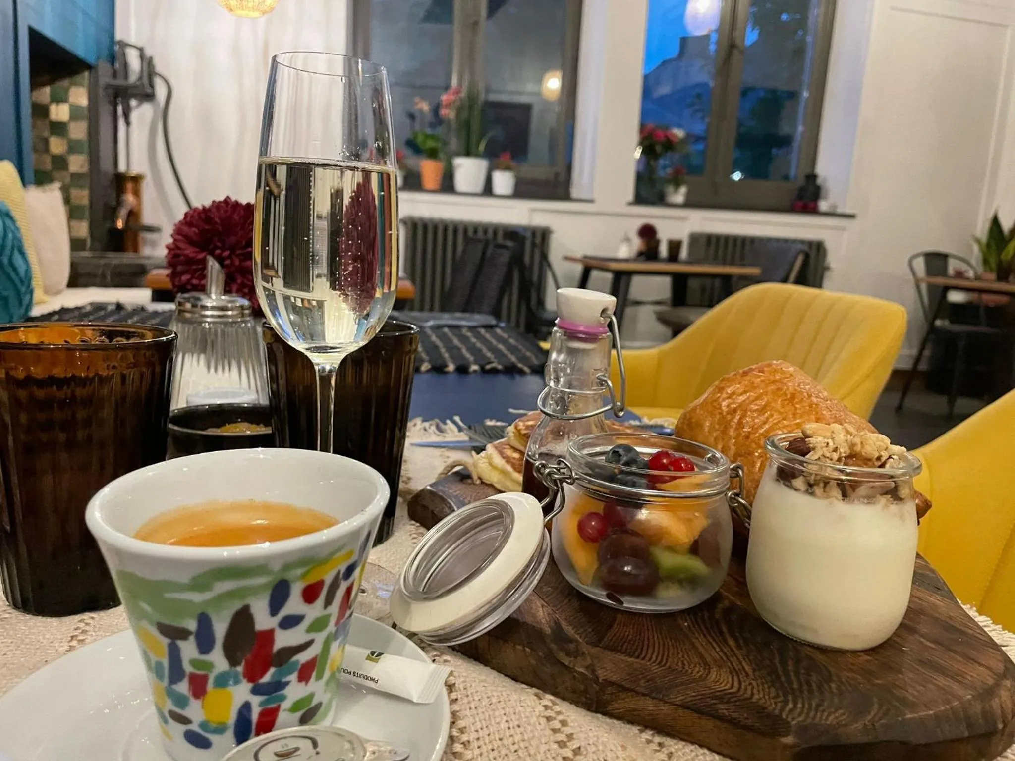 Breakfast in Hôtel Le Manoir