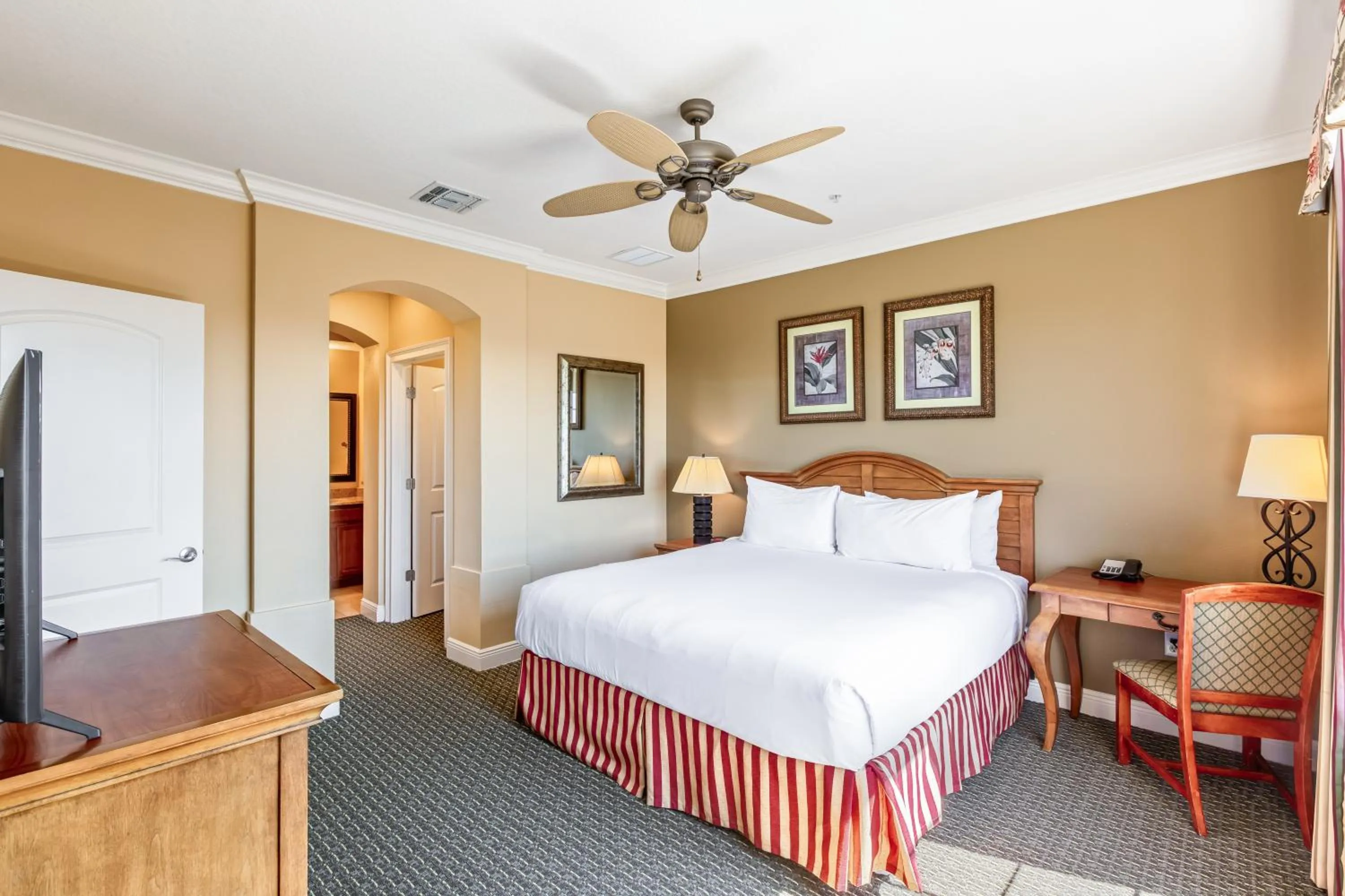 Bedroom, Bed in The Berkley, Orlando